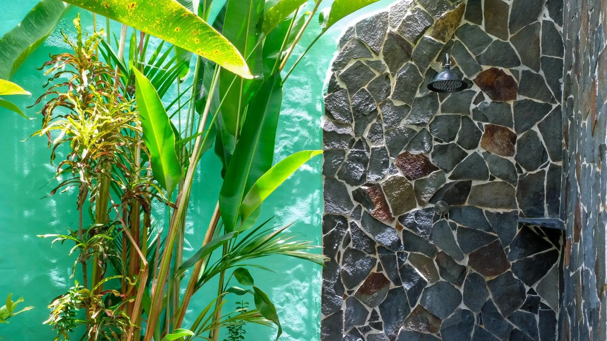 Shower in Villa Coco