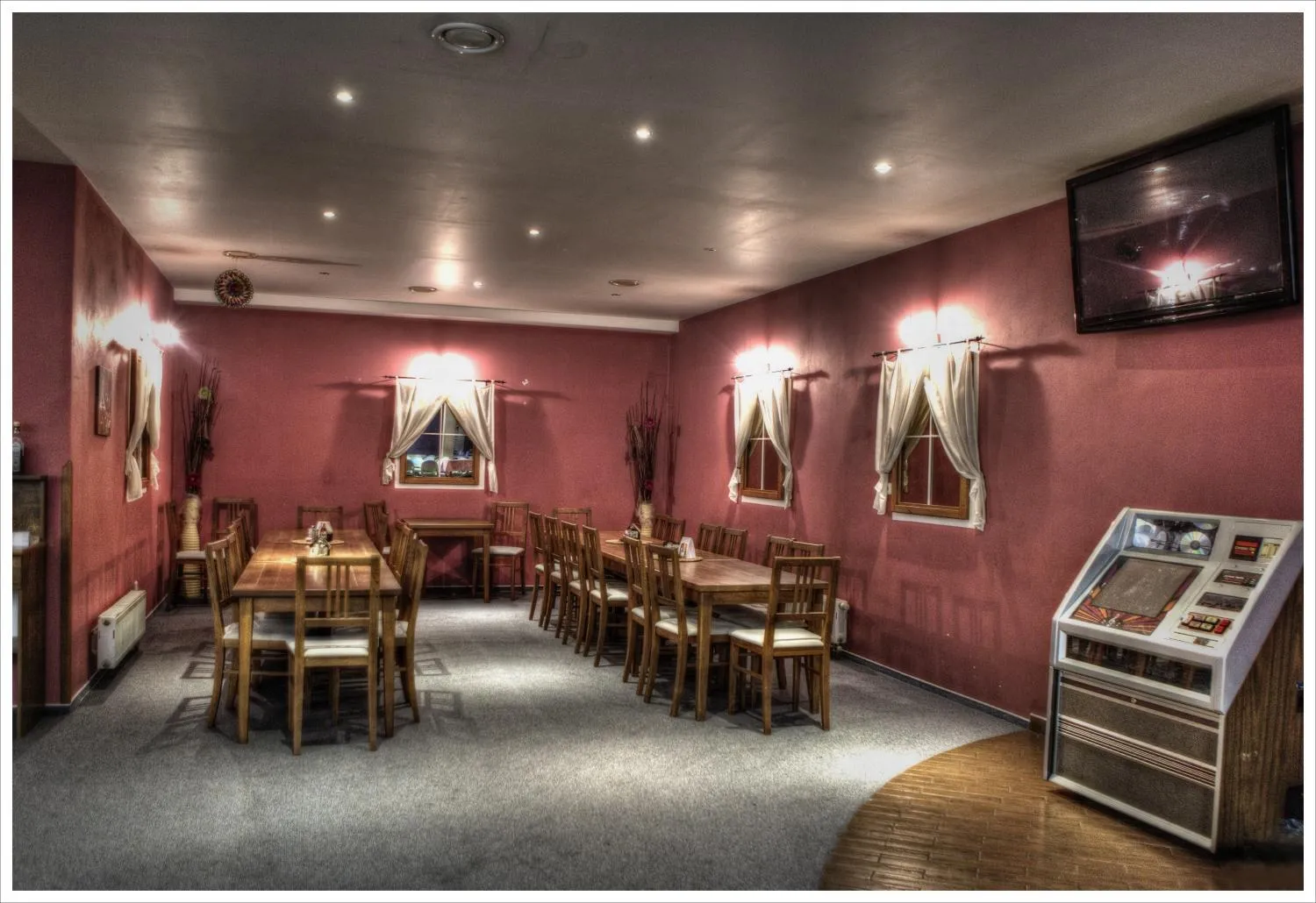 Restaurant/places to eat in Motel U Krbu