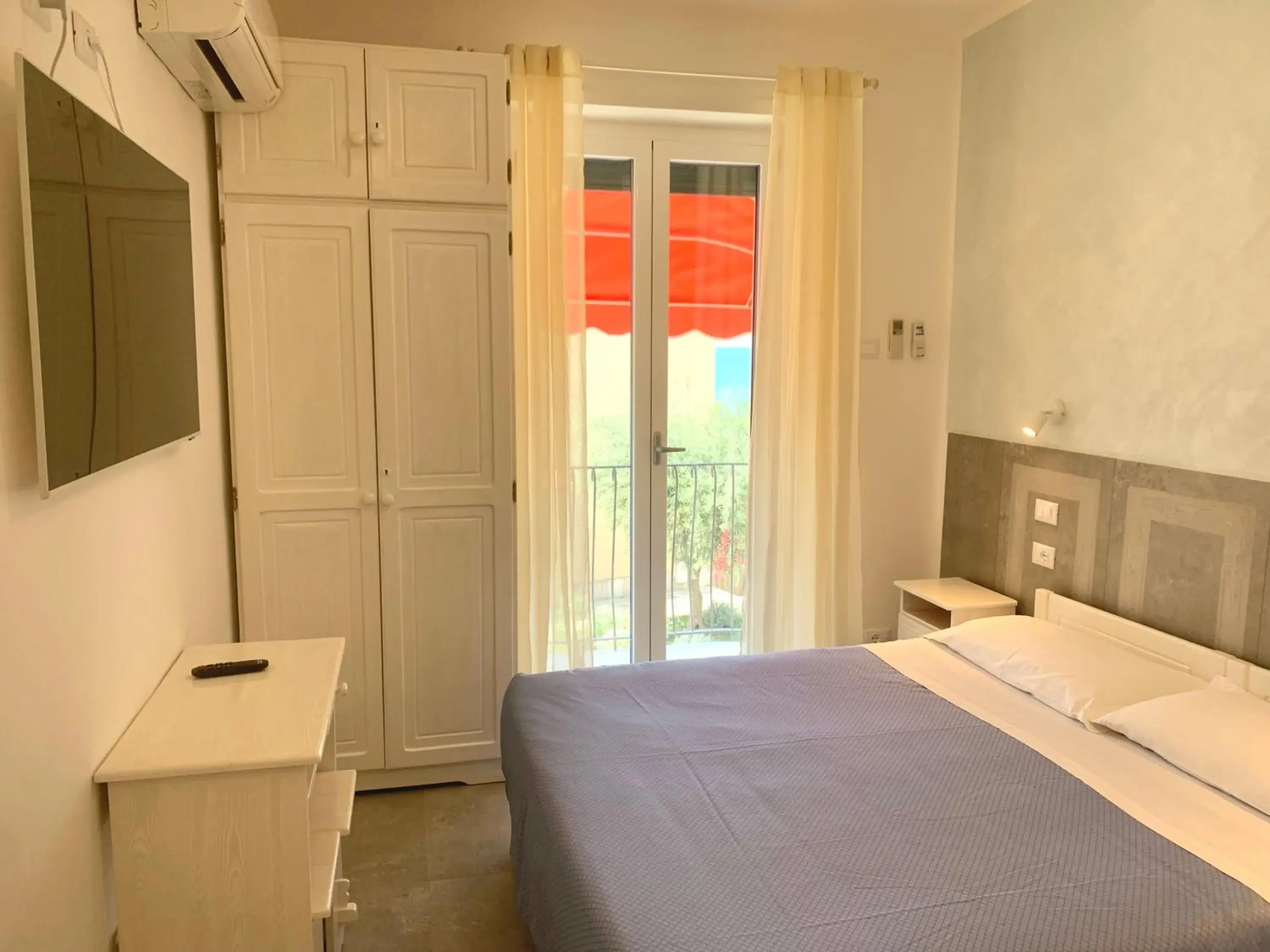 Double Room with Balcony and Sea View in Hotel Marconi Double Room with Balcony and Sea View in Hotel Marconi