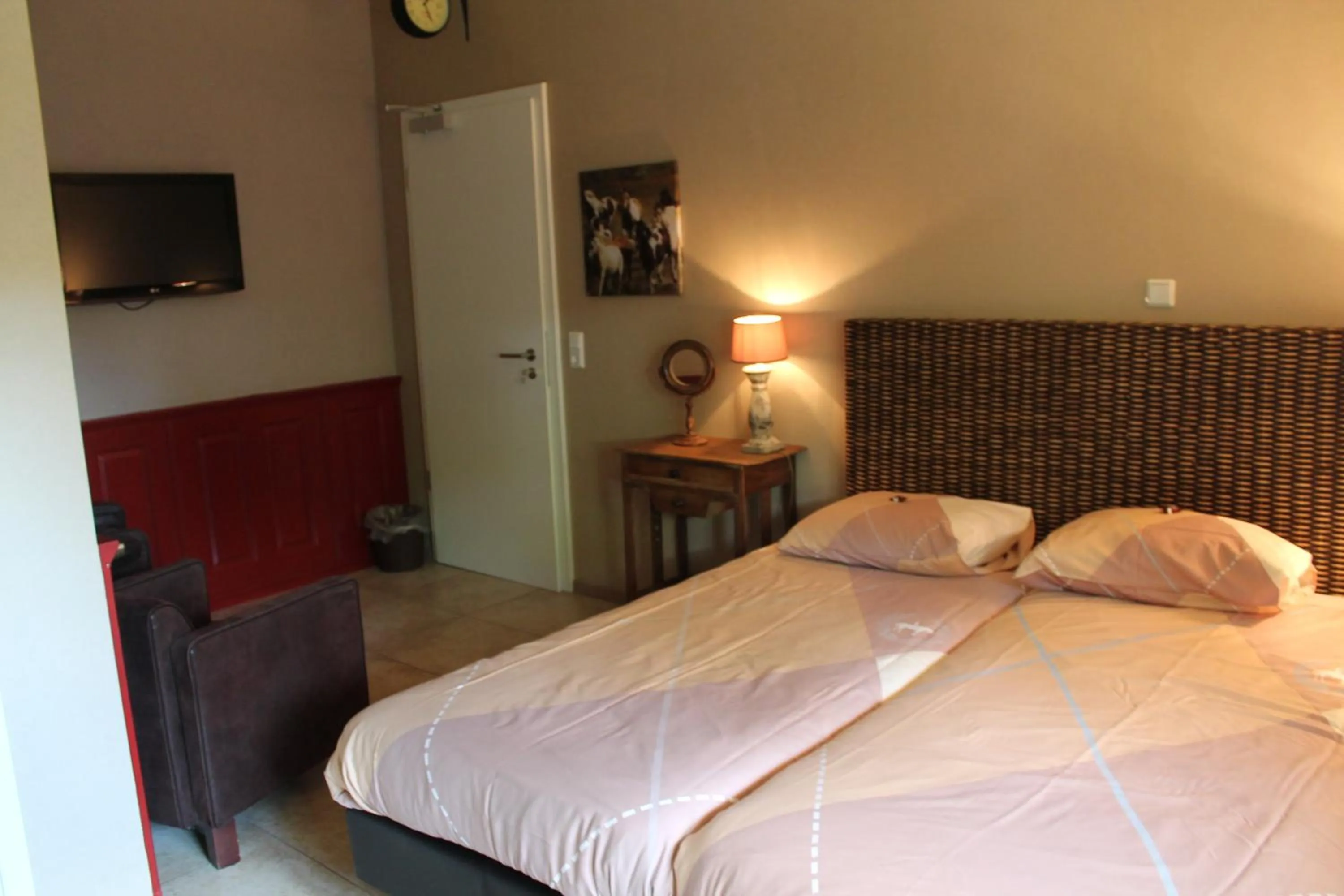 Bedroom, Bed in Hotel Groote Engel