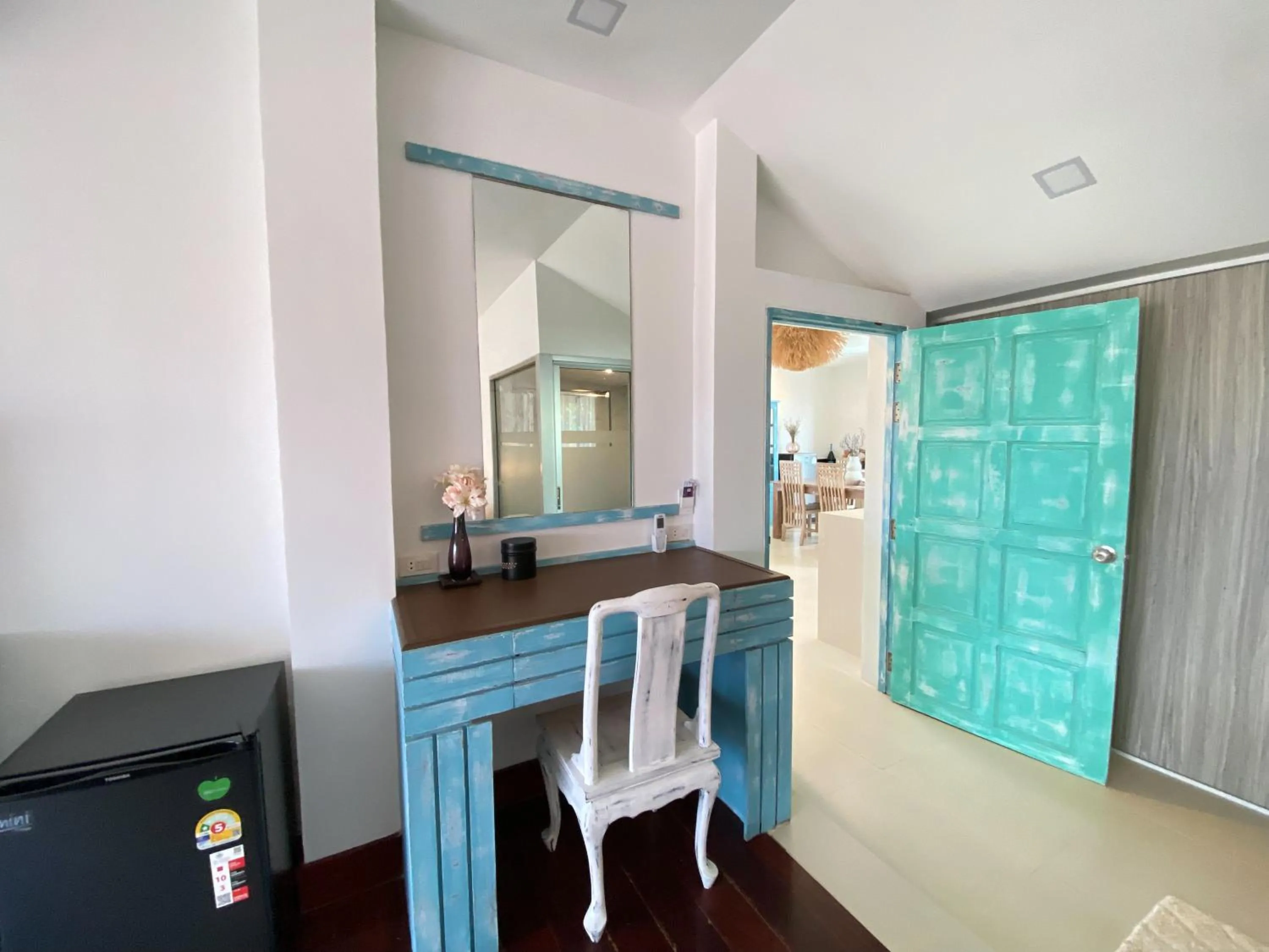 wardrobe in Baan Ban Dalay