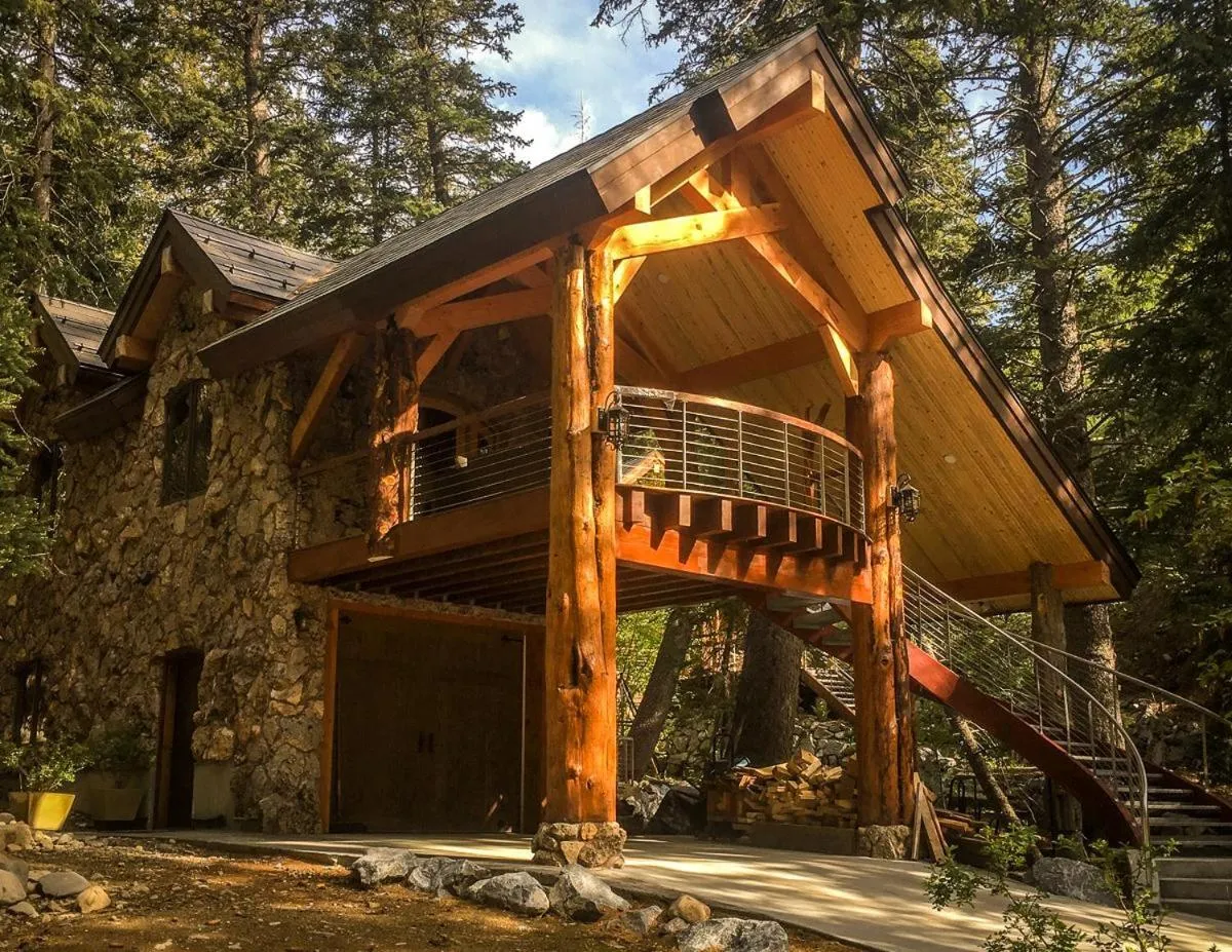 Property building in Carriage House On The Stream Sundance, Utah