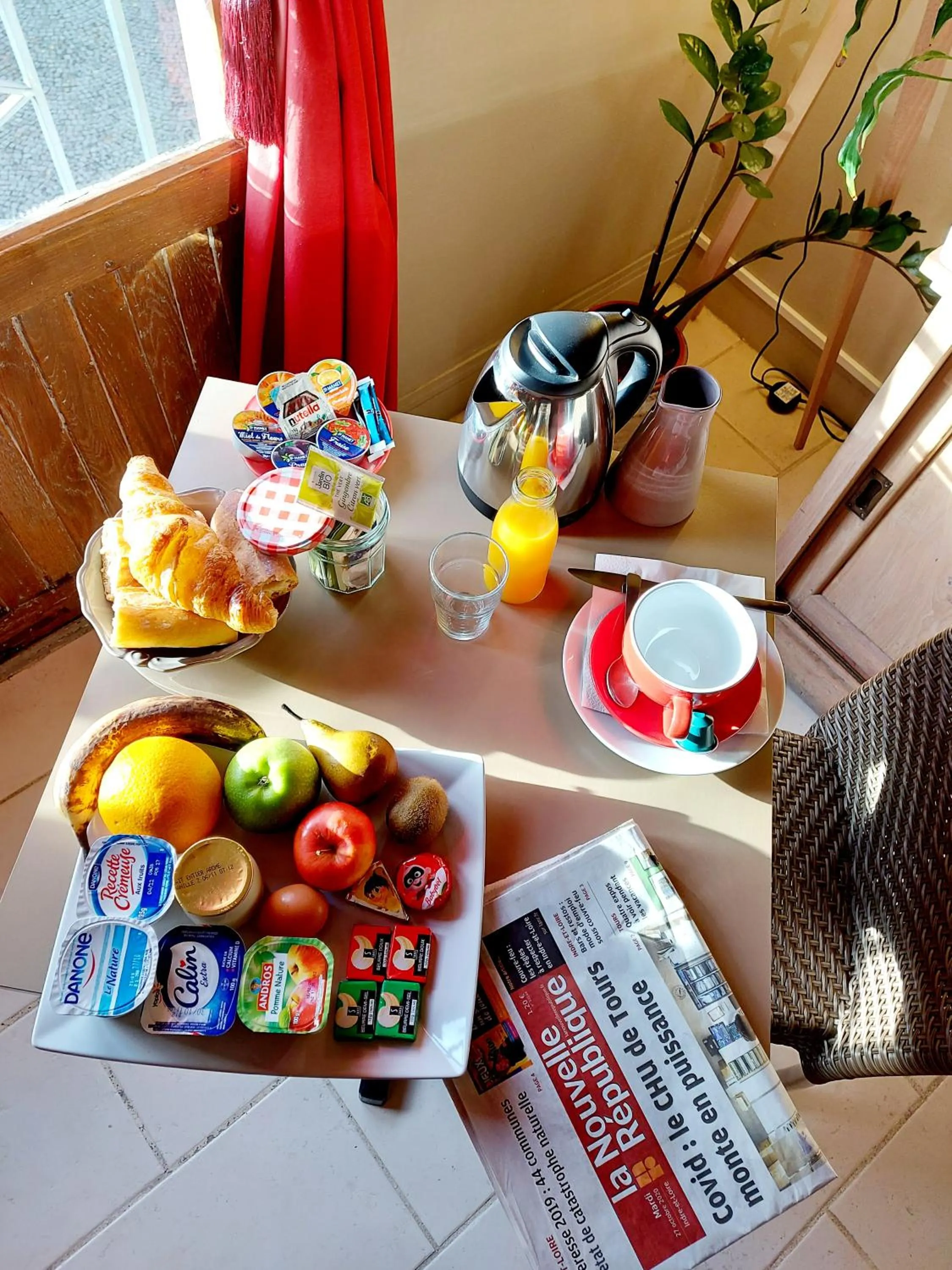 Food and drinks in Hotel Mondial