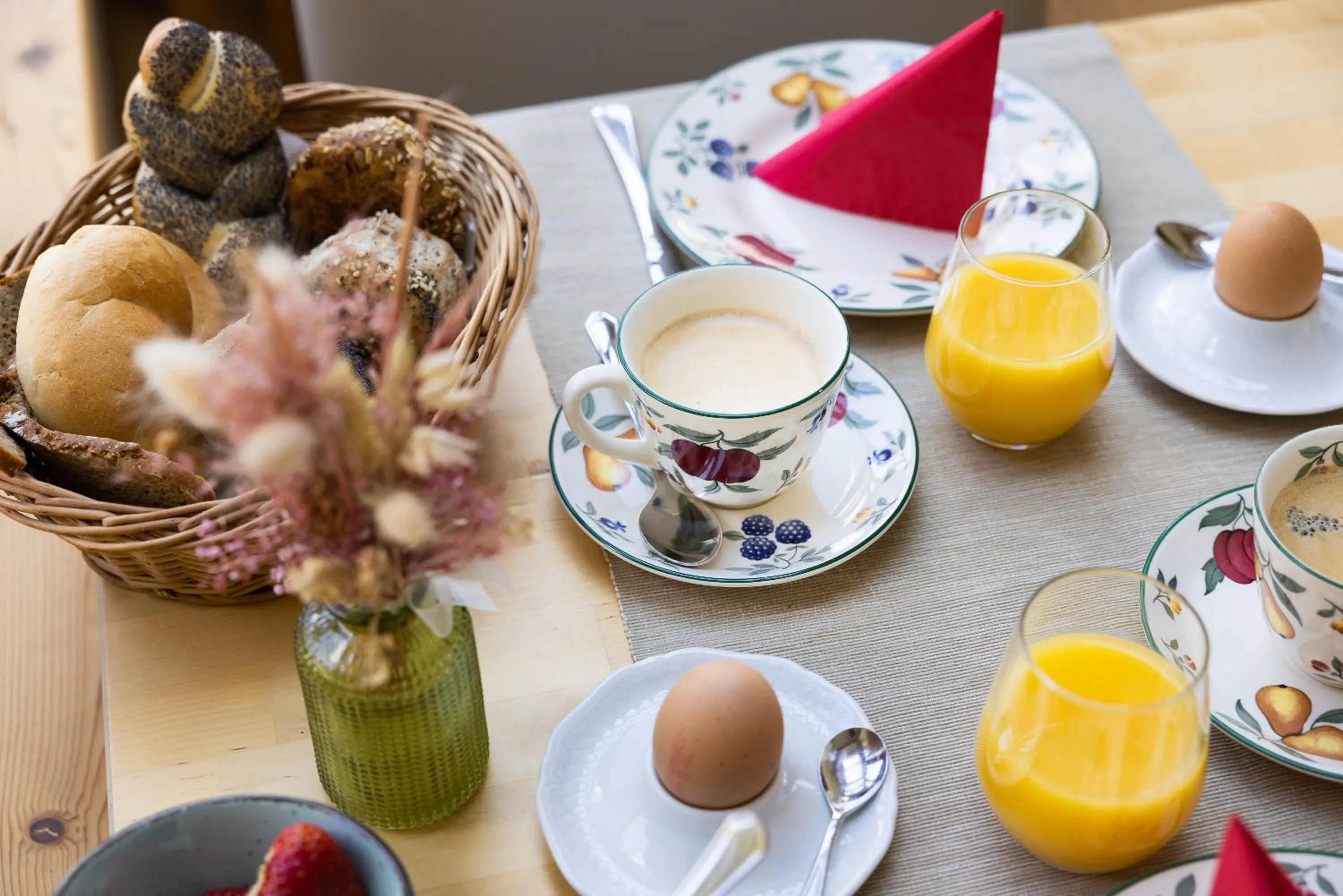 Breakfast in Pension Antonia