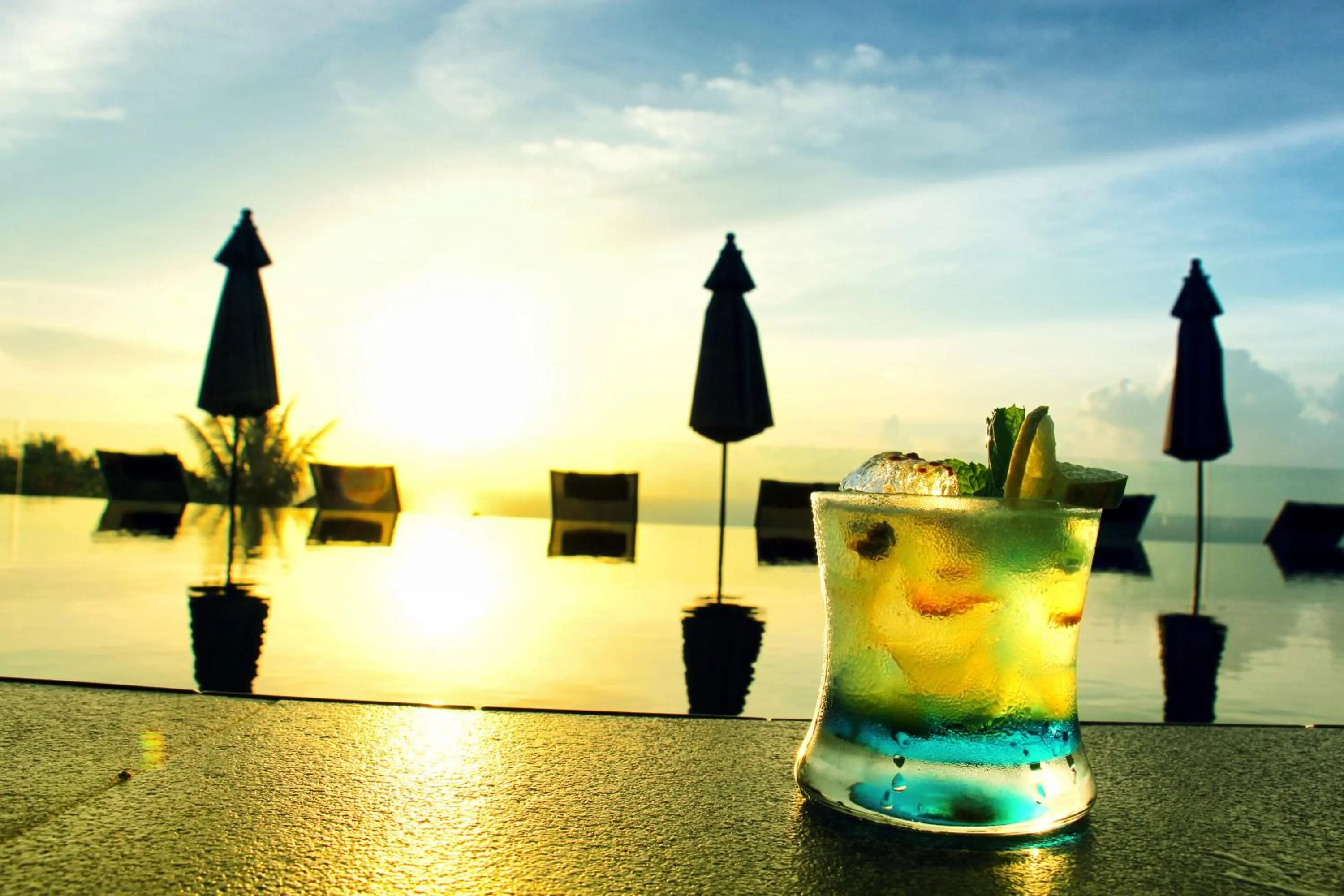 Restaurant/places to eat in Ayara Kamala Resort & Spa - SHA Extra Plus