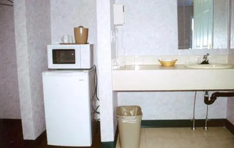 Red Carpet Inn & Suites Hammonton NJ Route-30E