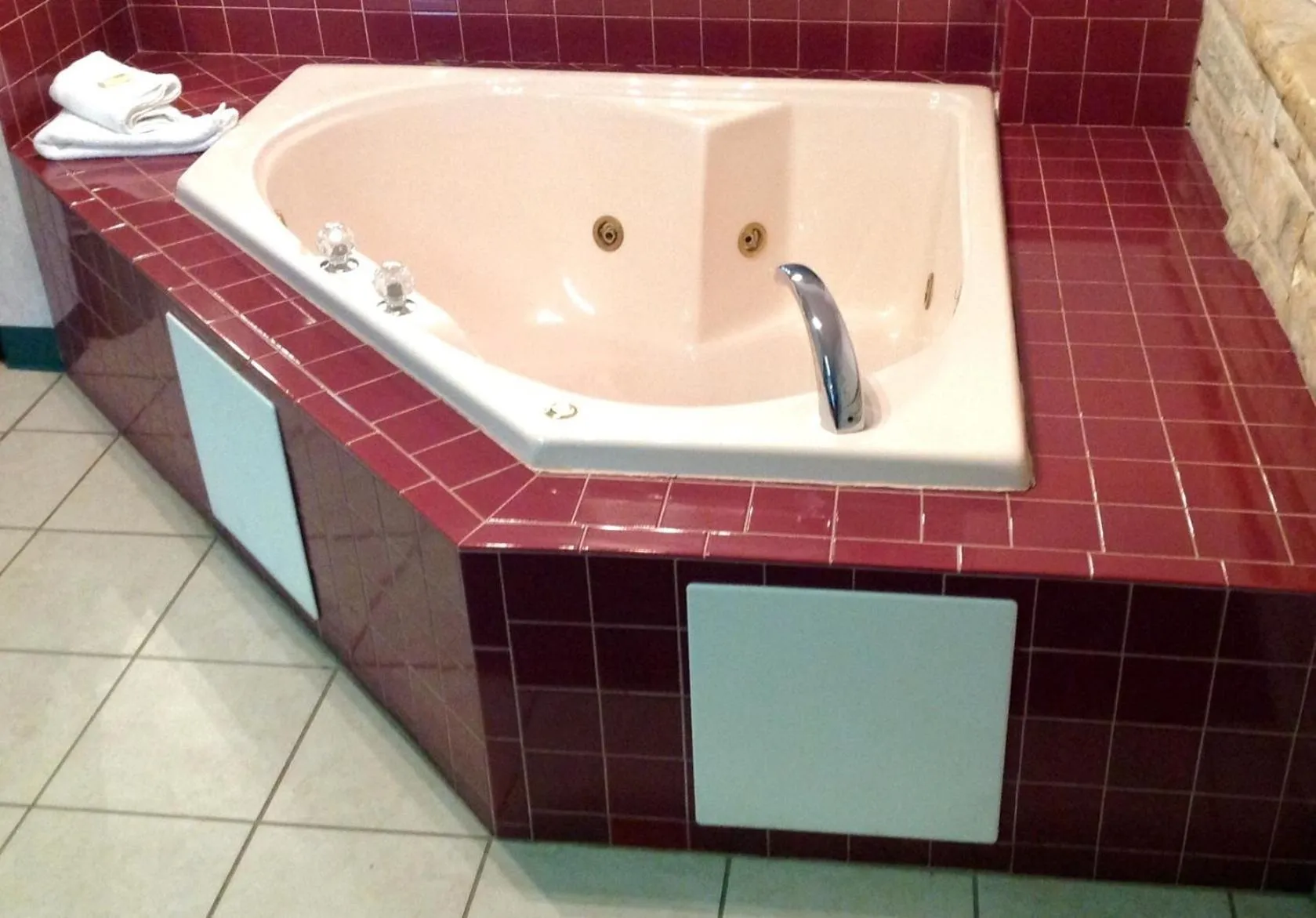 Red Carpet Inn & Suites Hammonton NJ Route-30E