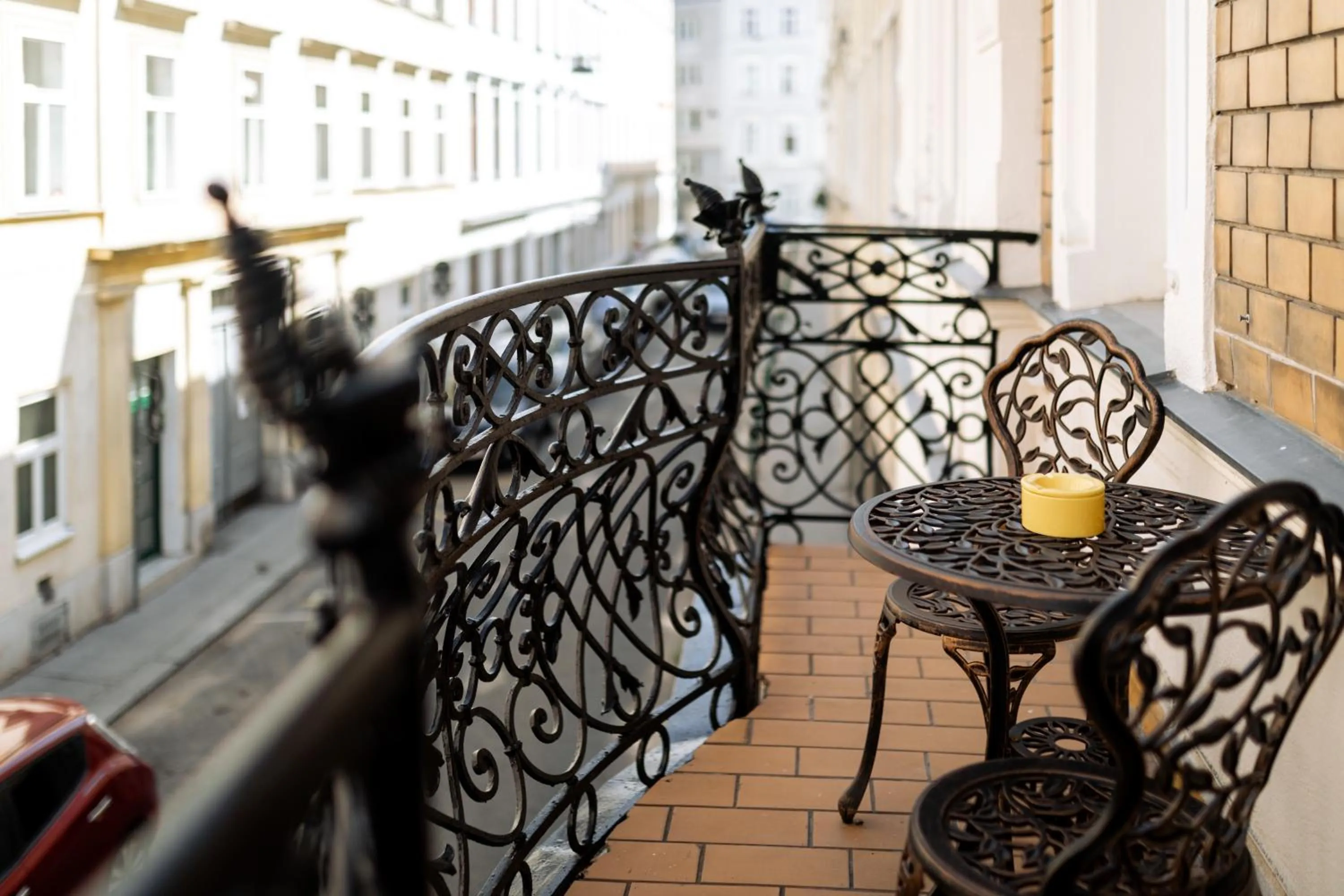 Balcony/Terrace in Urban Jungle Apartments