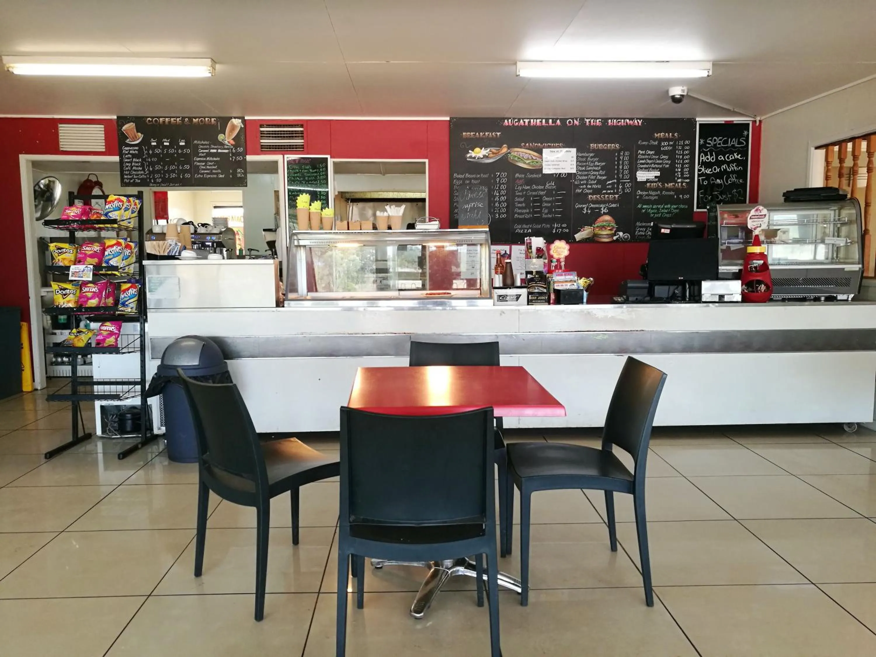 Restaurant/places to eat in Augathella Motel & Caravan Park