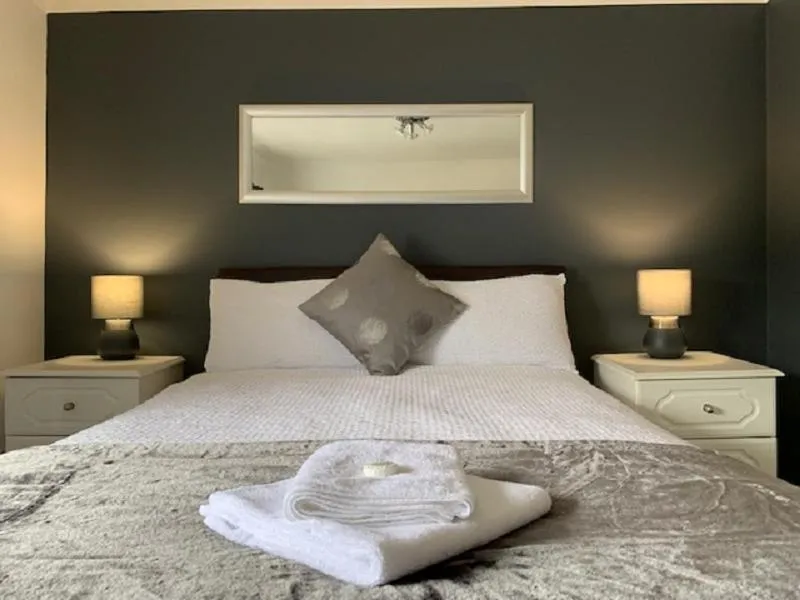 Bed in The Silverton Inn