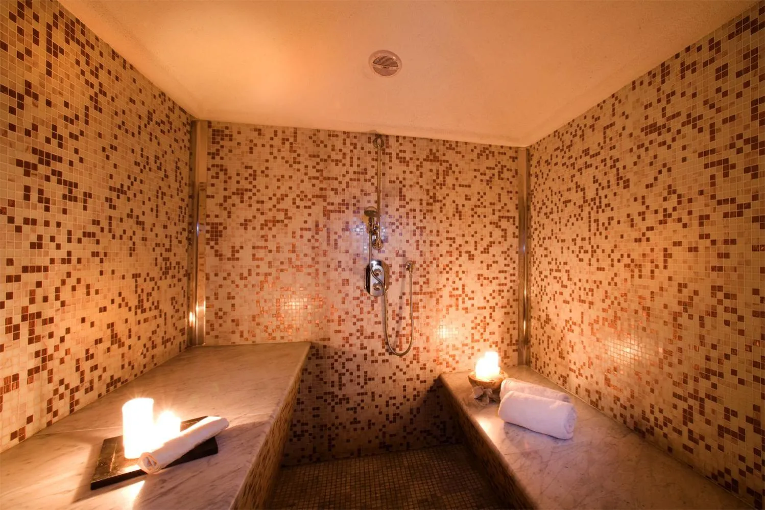 Steam room in Hotel San Martino