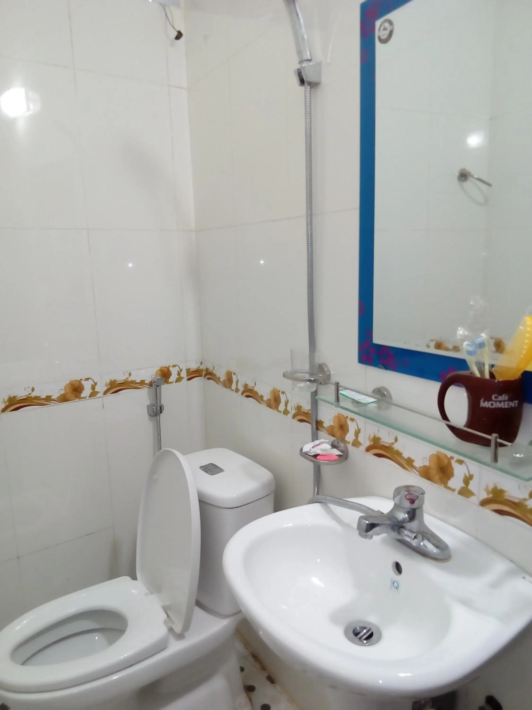 Toilet in Tam Coc Smile Homestay