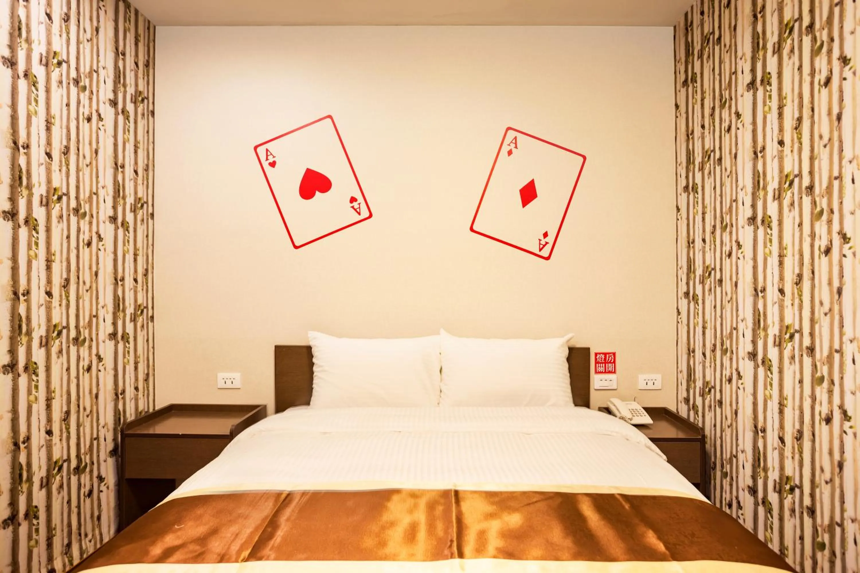 Bedroom, Bed in A Ace Hotel