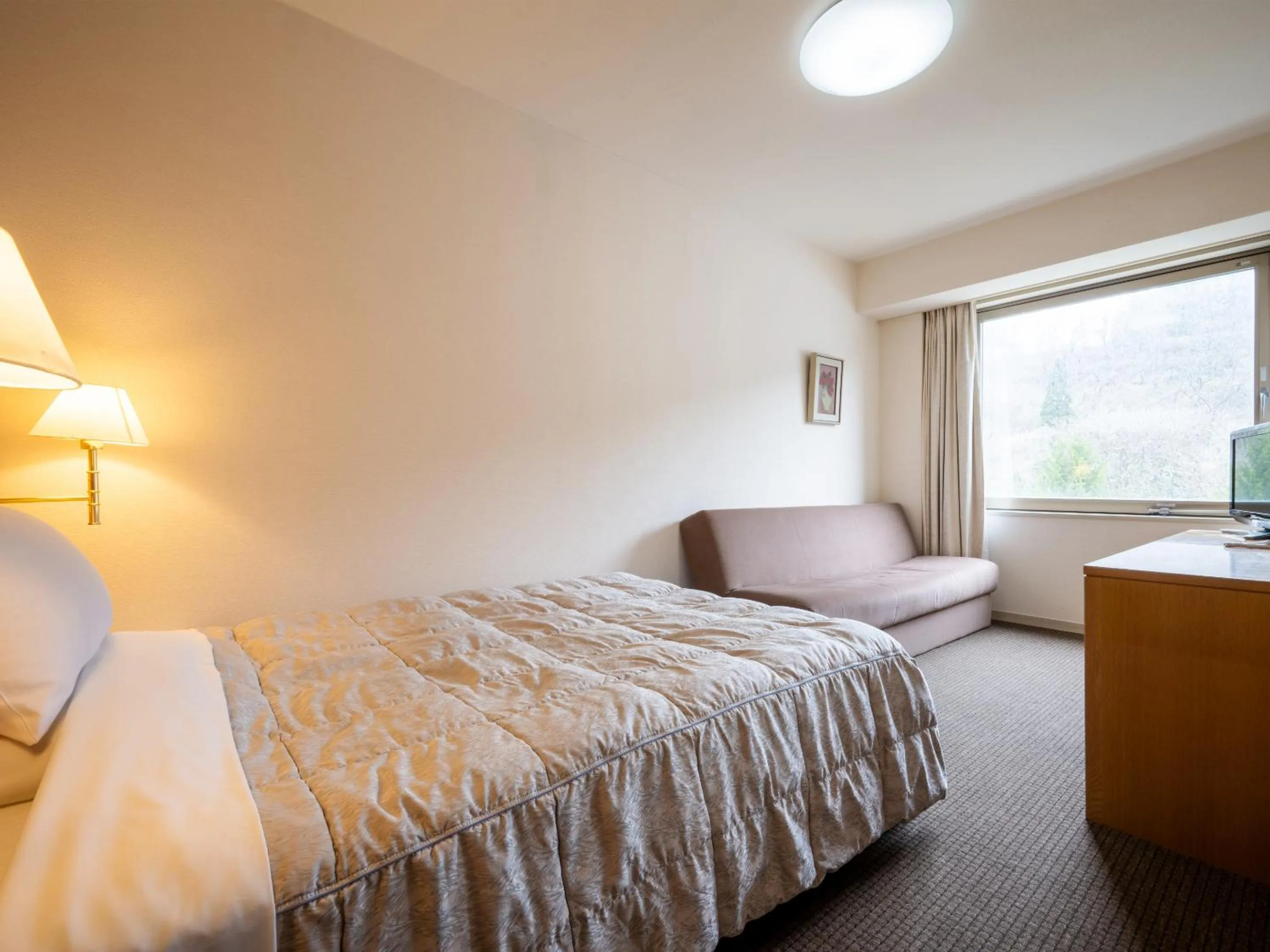 Photo of the whole room, Bed in Hotel Kazuno