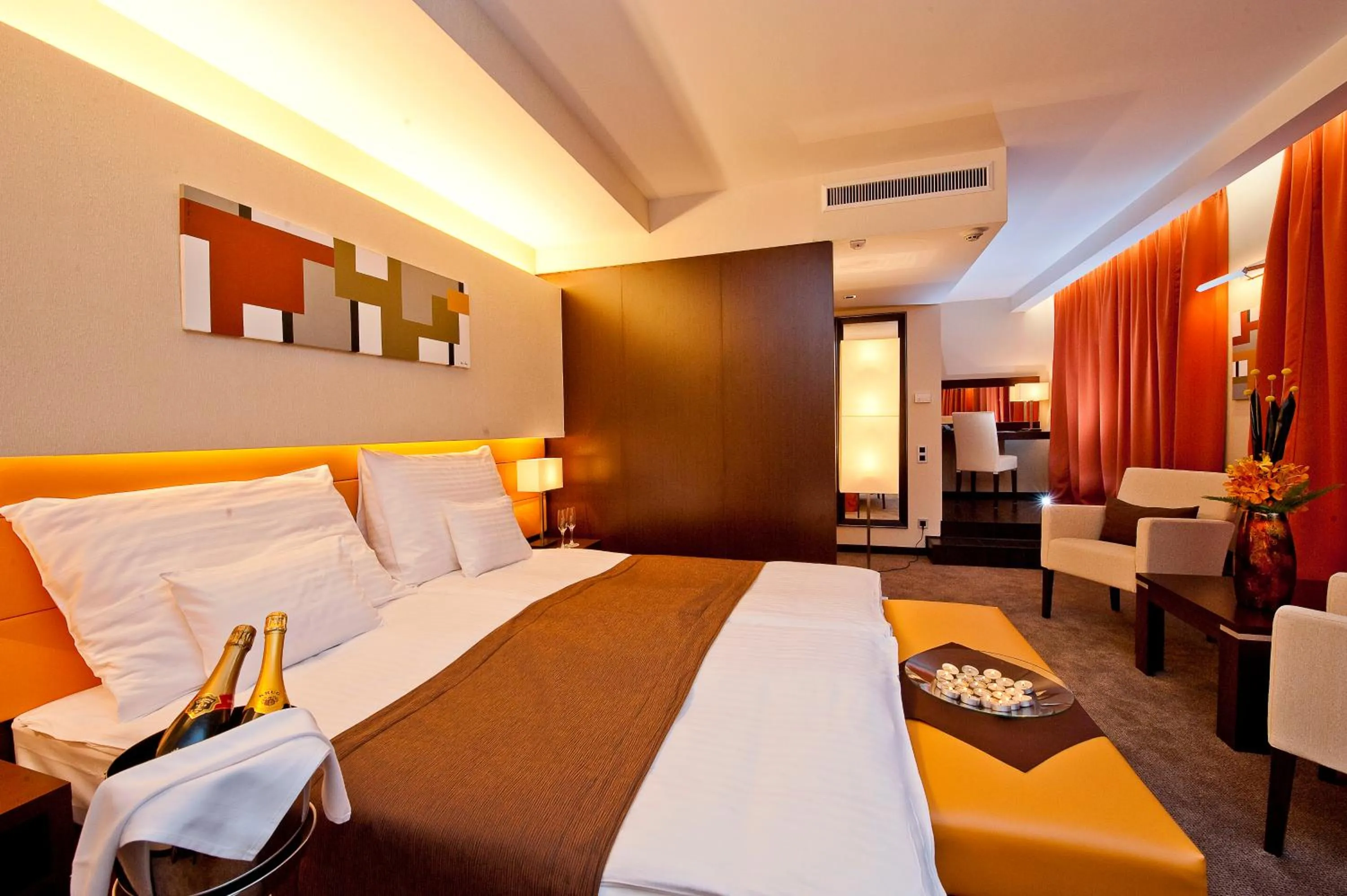 Bed in Abacus Business & Wellness Hotel