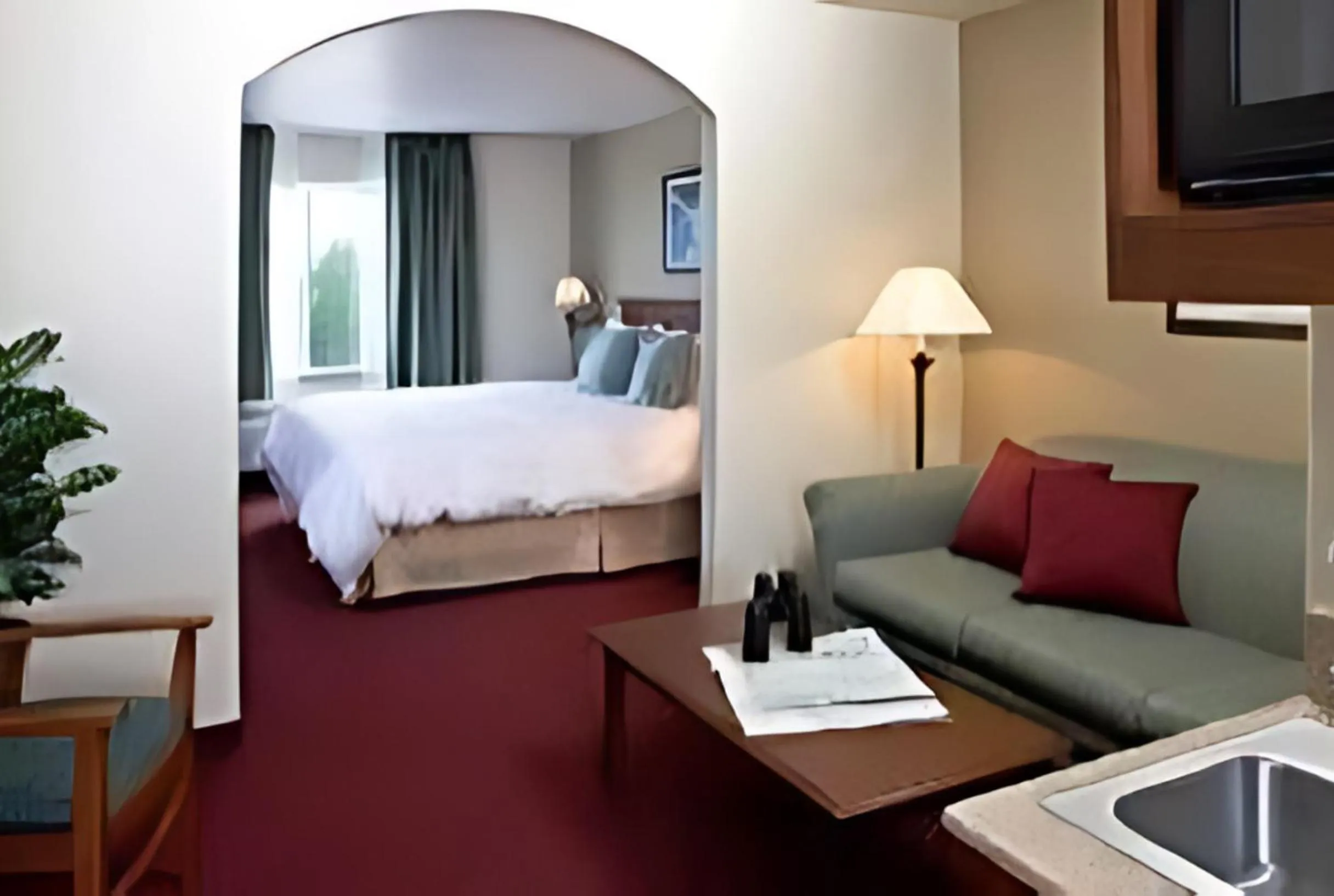 Living room, Bed in Yellowstone Park Hotel