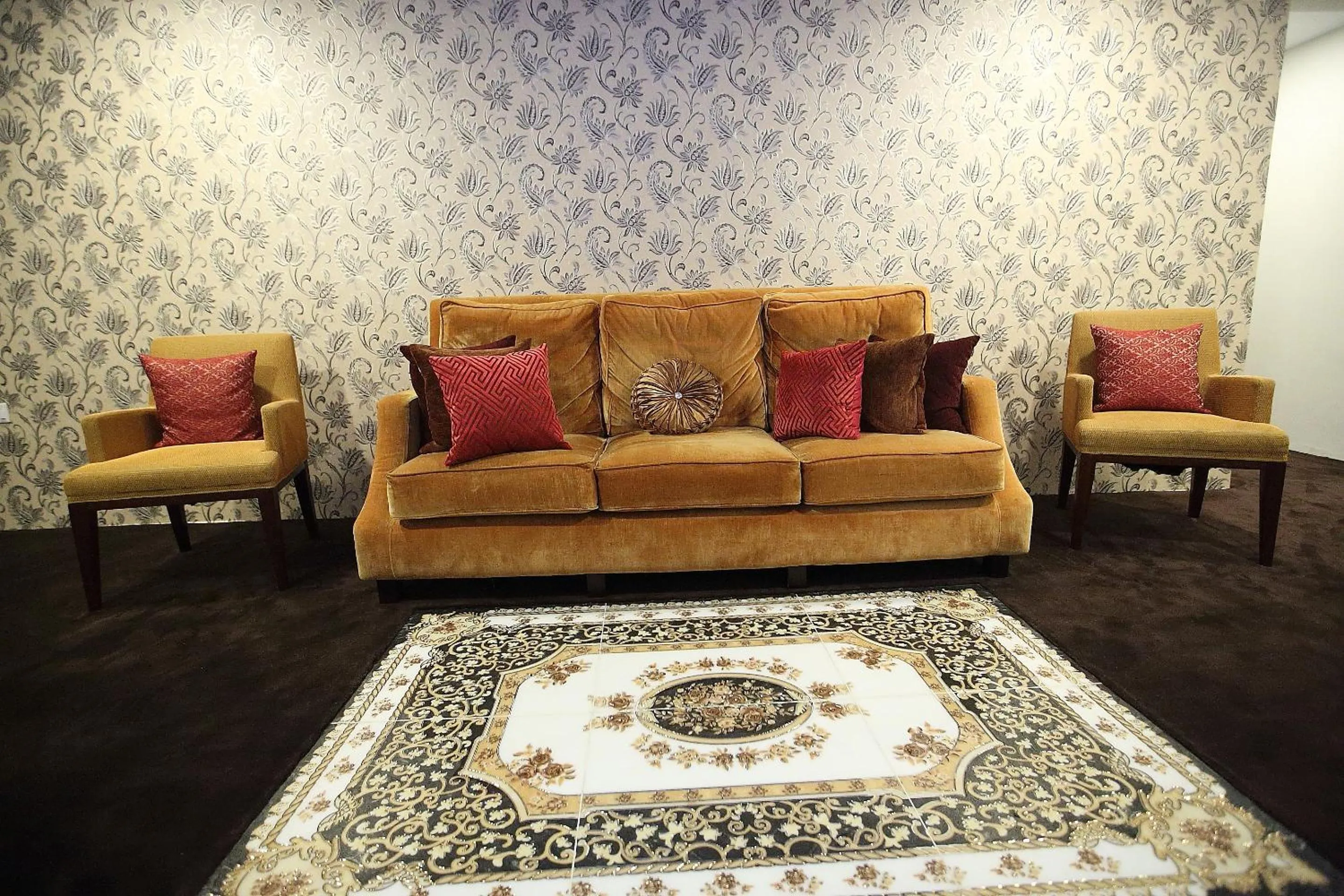 Seating area in Al Khatiri Hotel