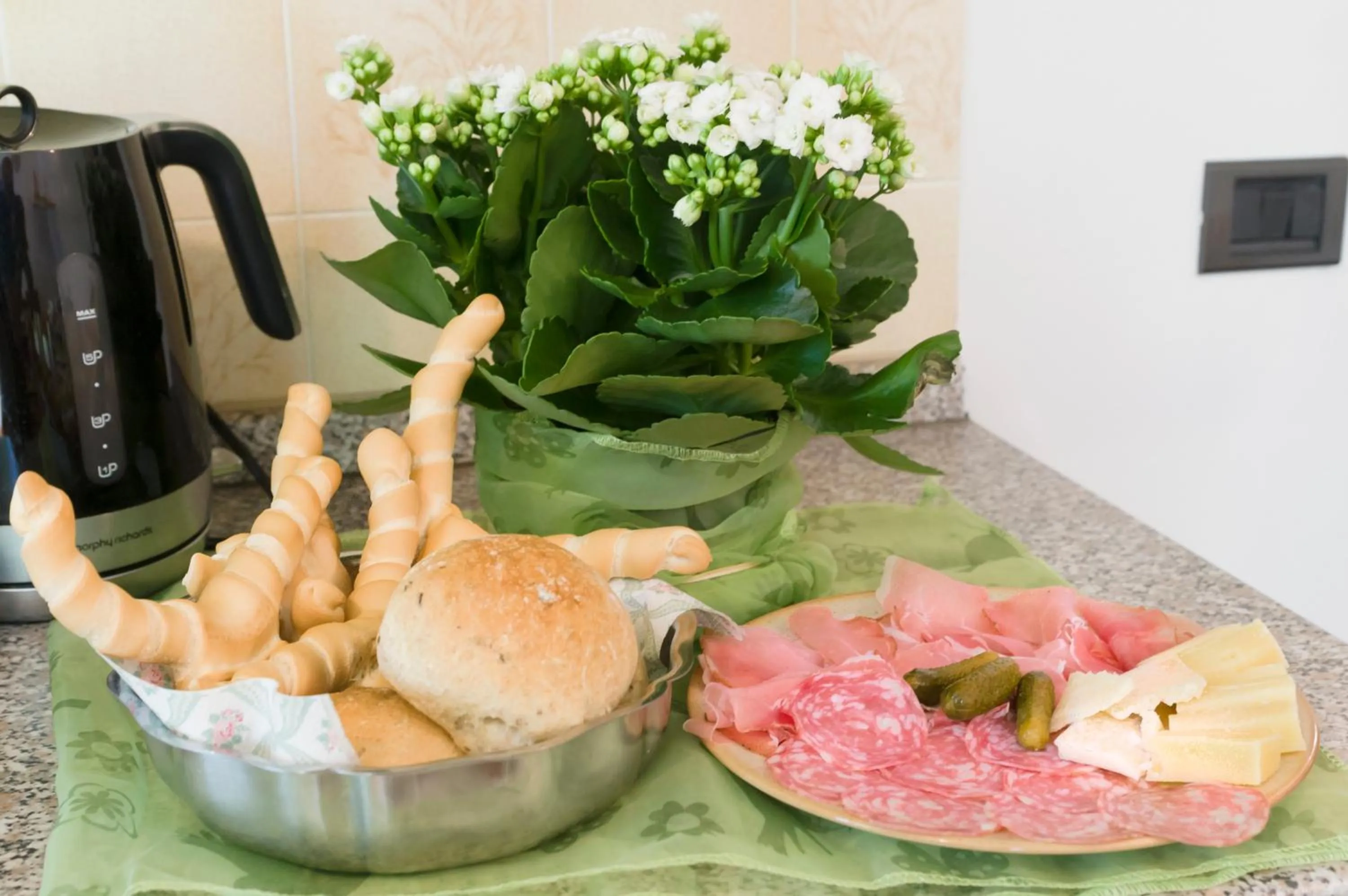 Continental breakfast in Idroblu Bondone Lago d'Idro