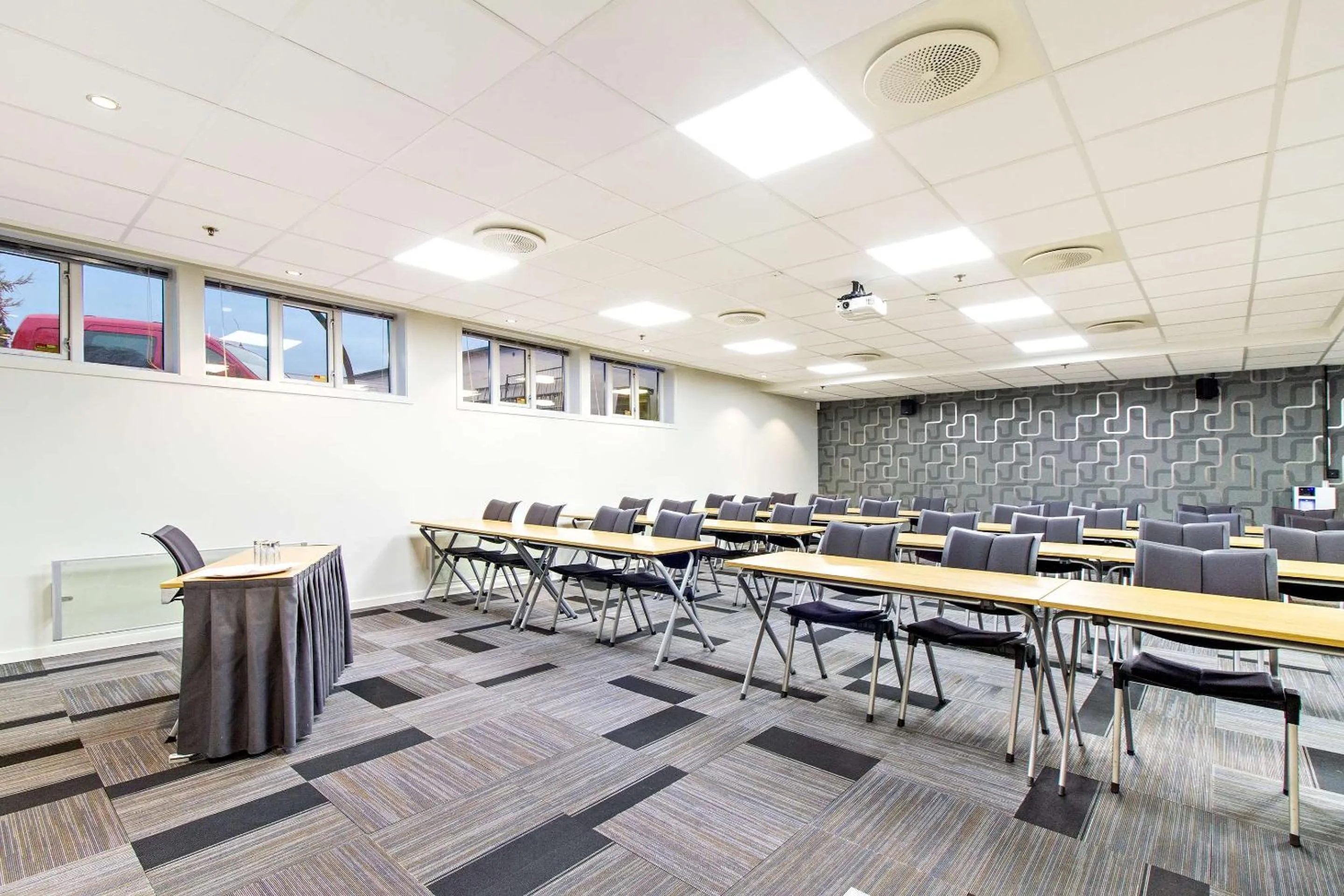 Meeting/conference room in Best Western Tingvold Park Hotel