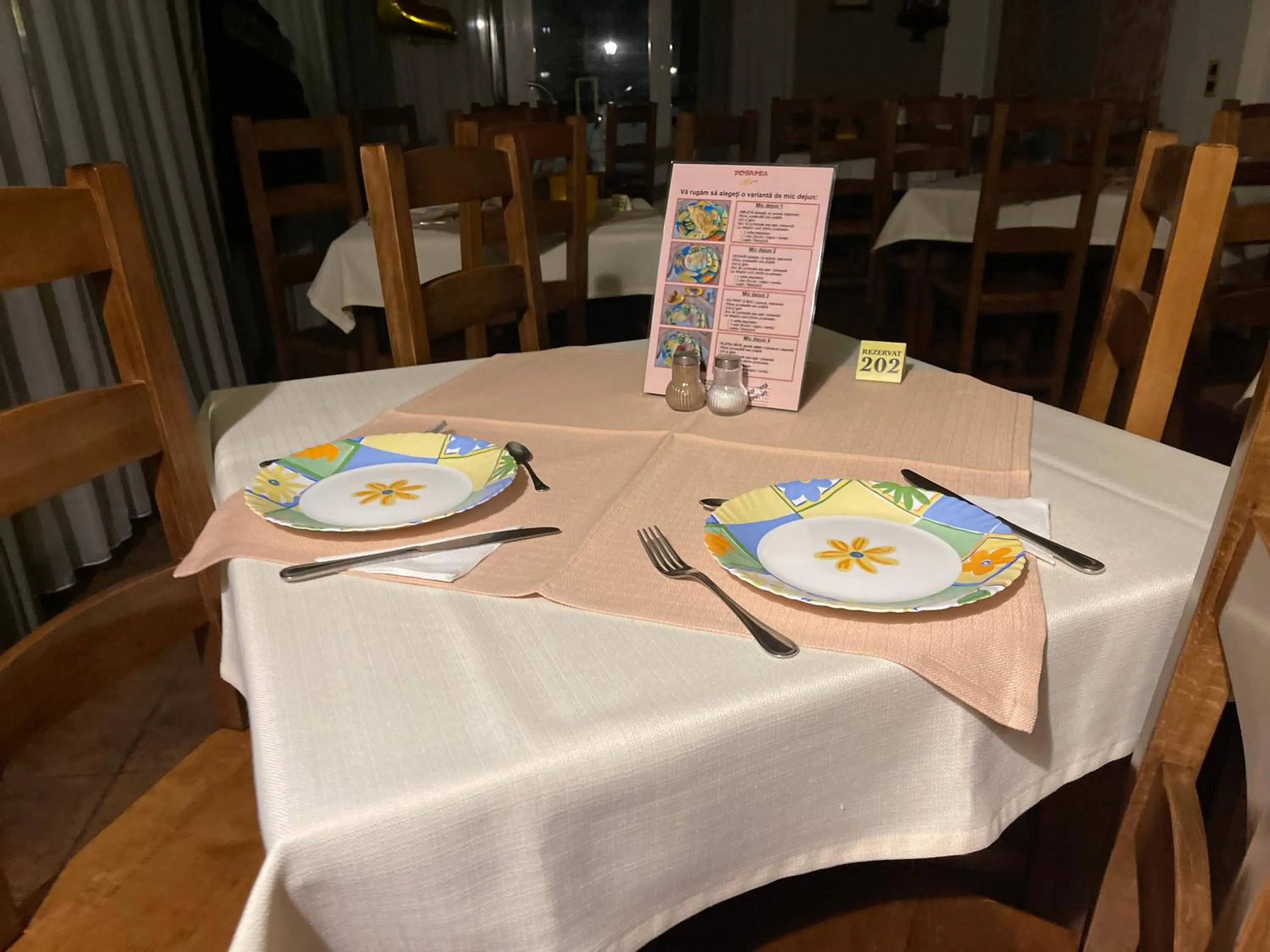 Food and drinks in Pensiunea Luiza