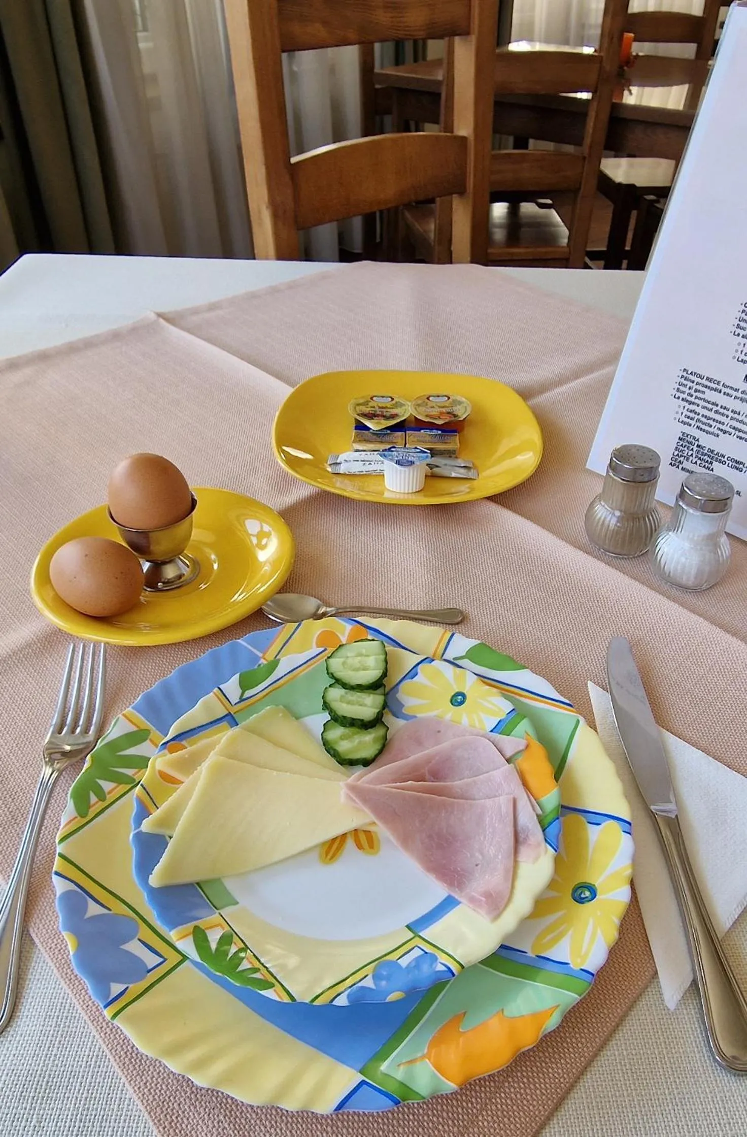 Food and drinks in Pensiunea Luiza