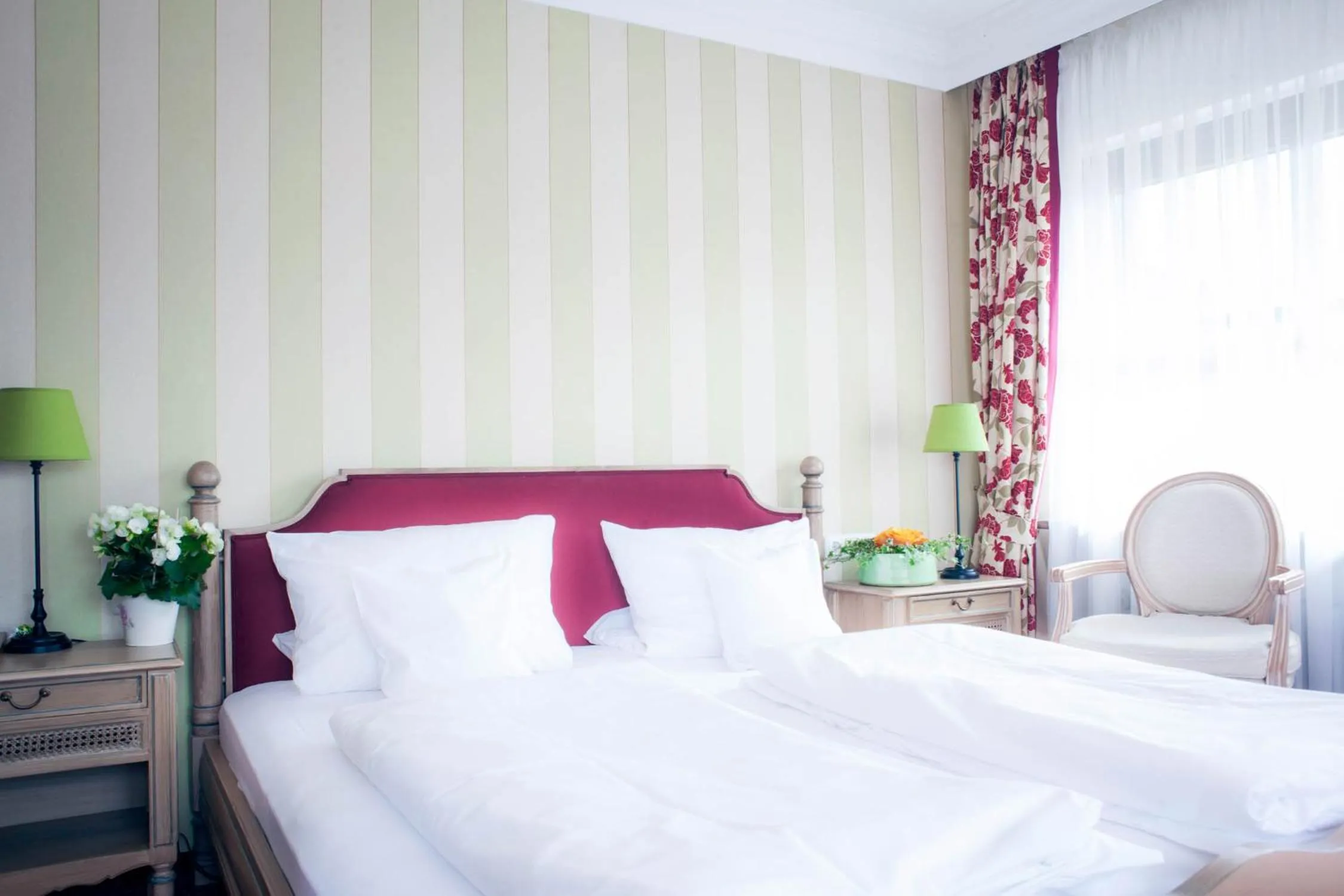 Bed in Hotel Bachmair Alpina