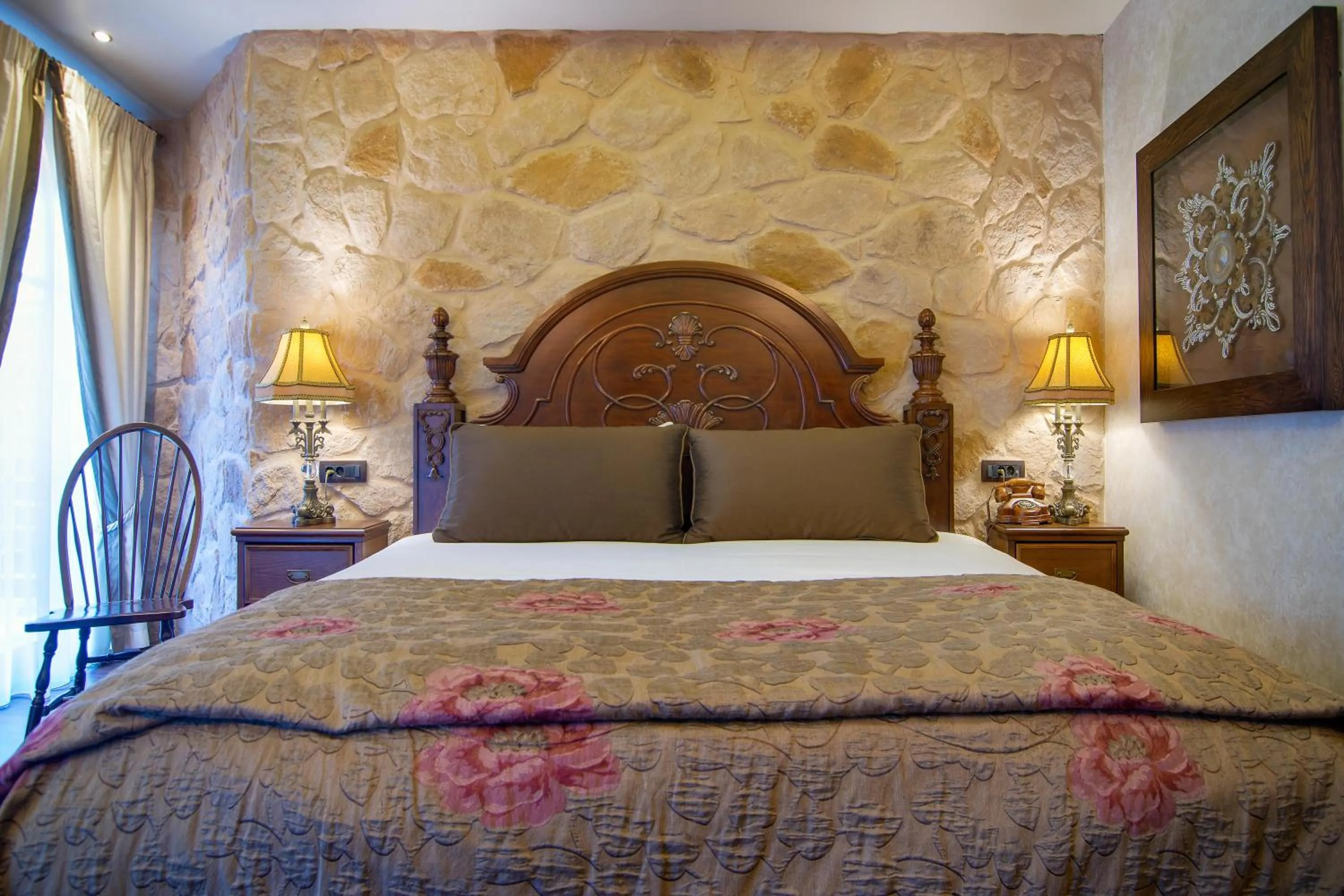 Bed in Hotel Kassaros