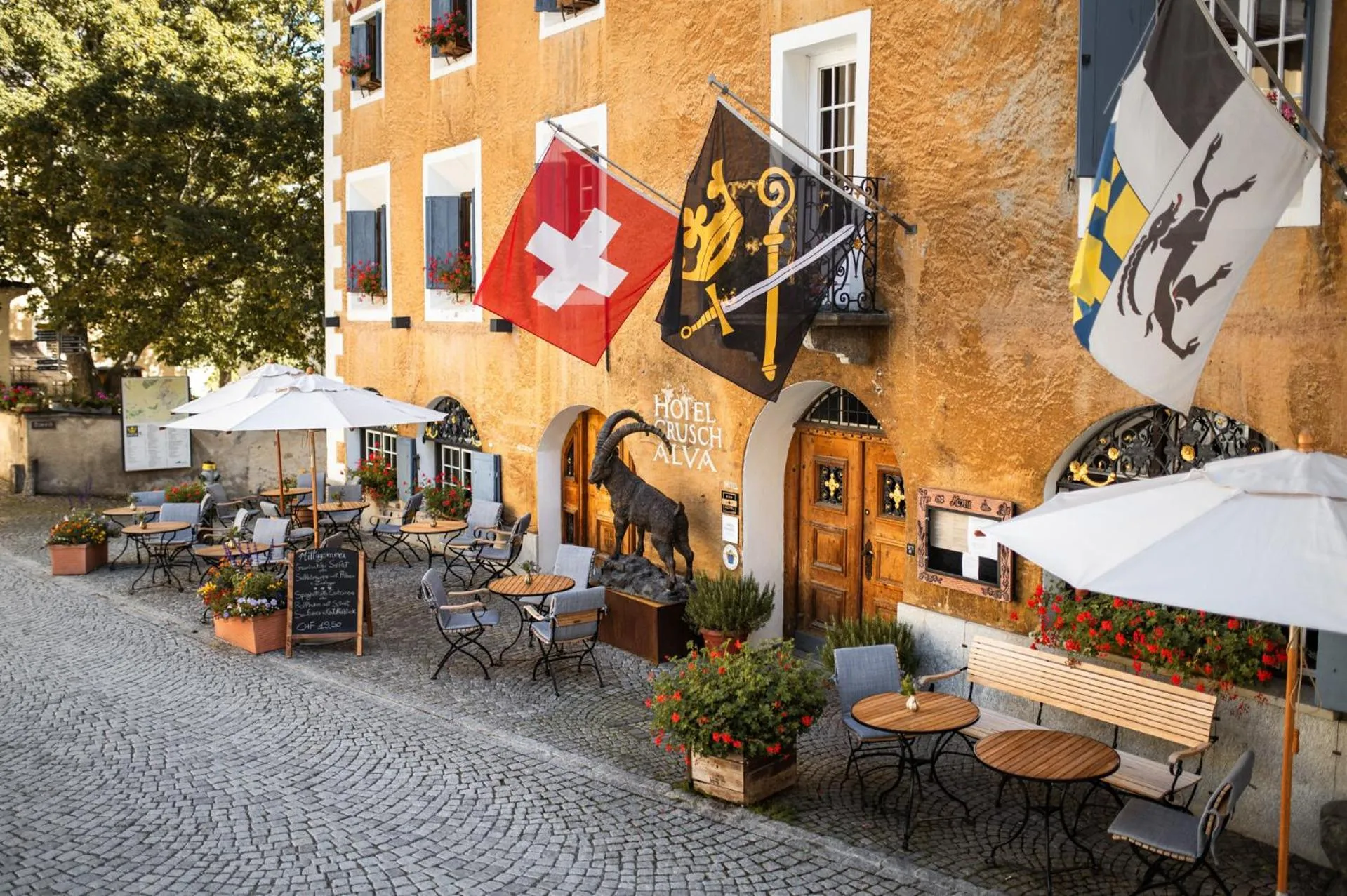 Historic Hotel Crusch Alva