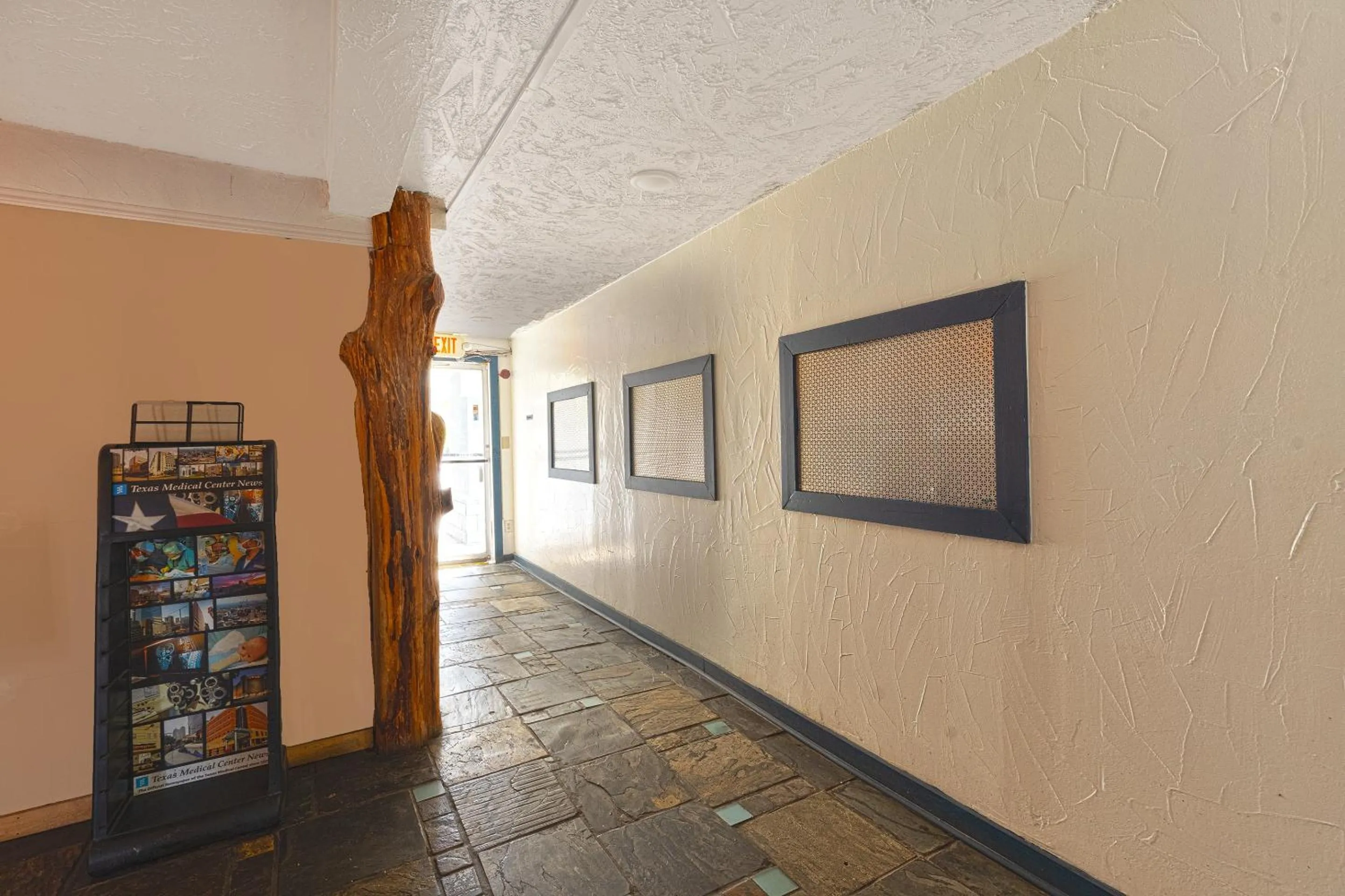 Lobby or reception in OYO Hotel Houston, TX near Medical Center NRG Stadium