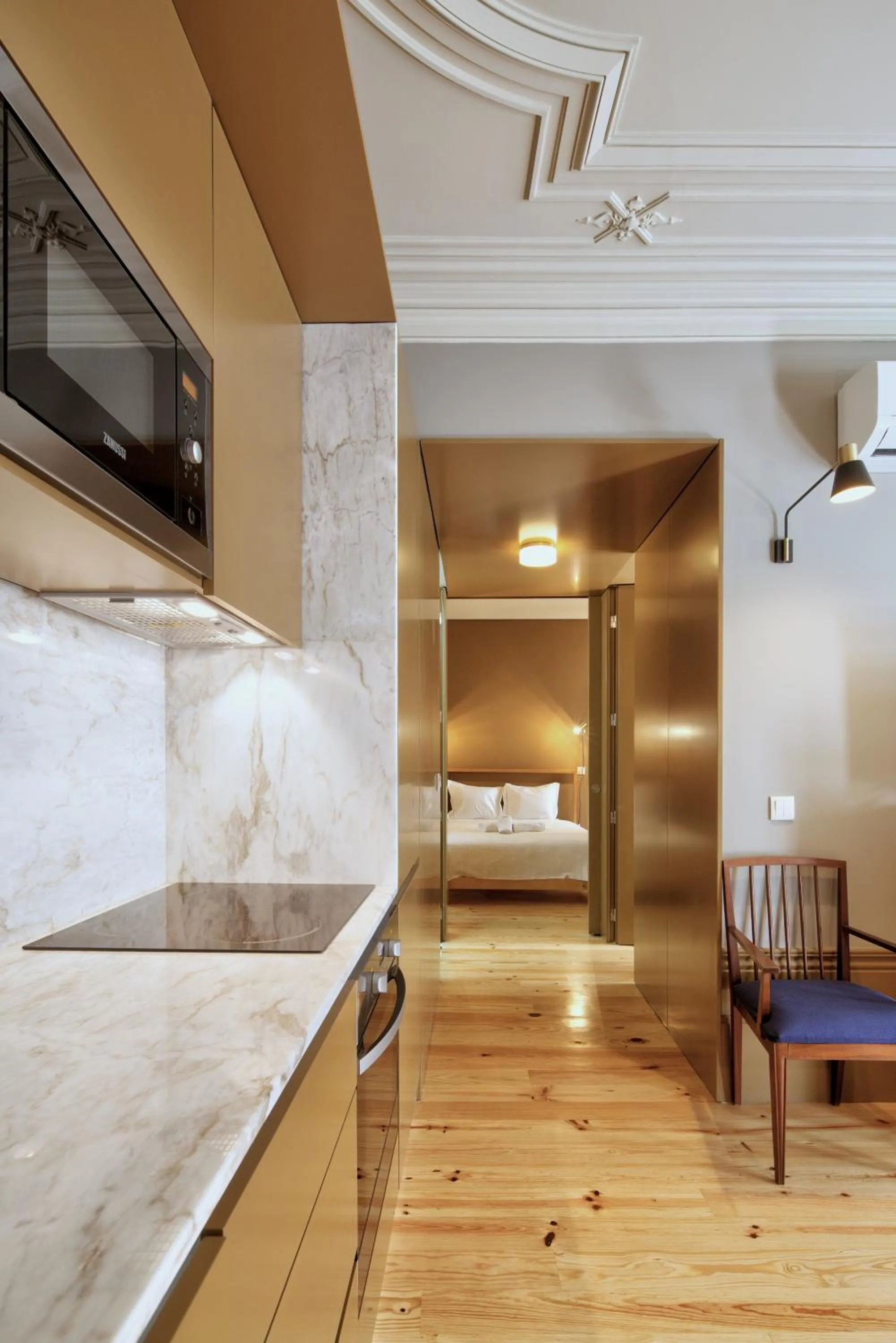 Kitchen or kitchenette, Bed in Oporto Maison Batalha