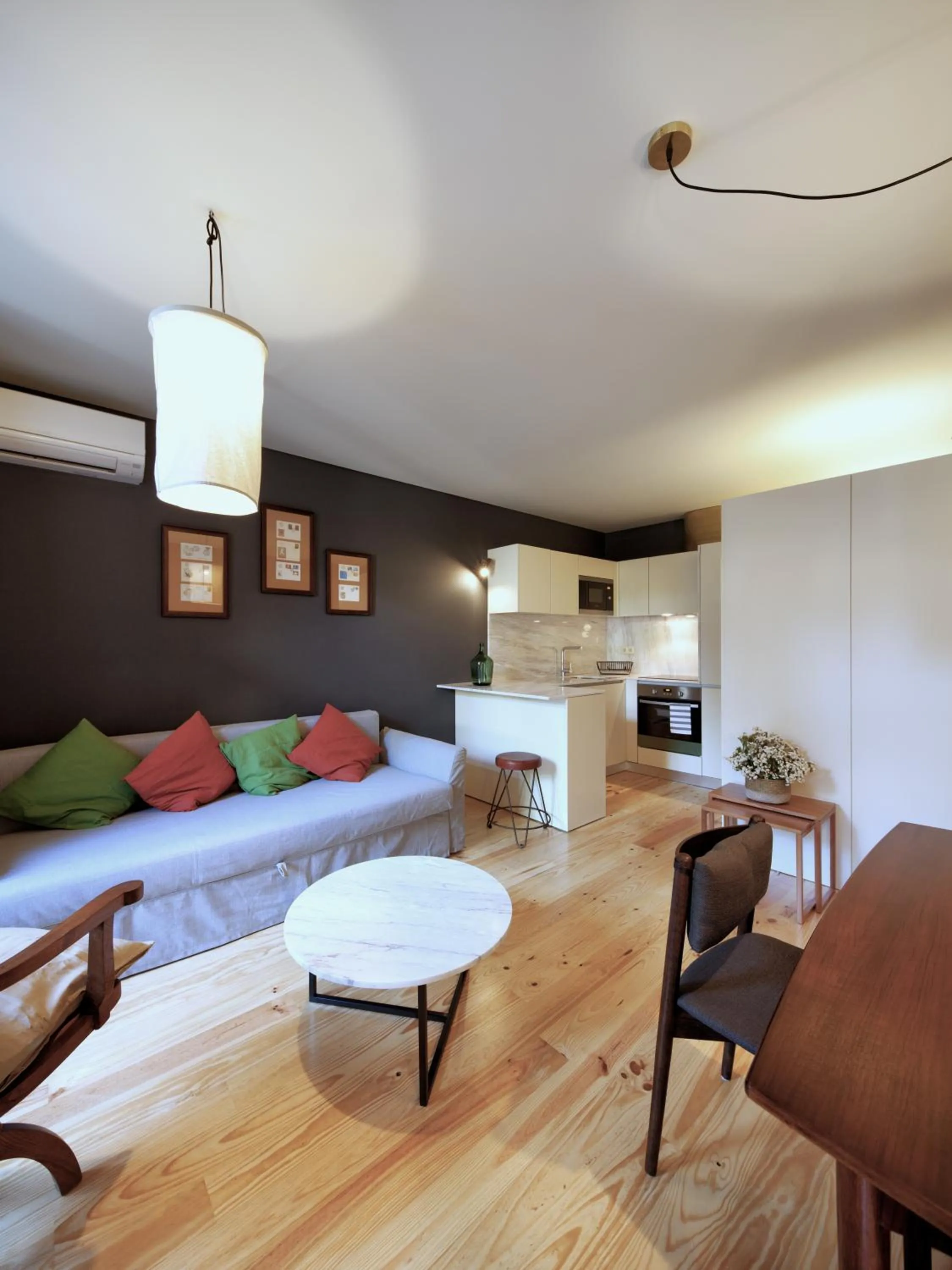 Kitchen or kitchenette, Bed in Oporto Maison Batalha