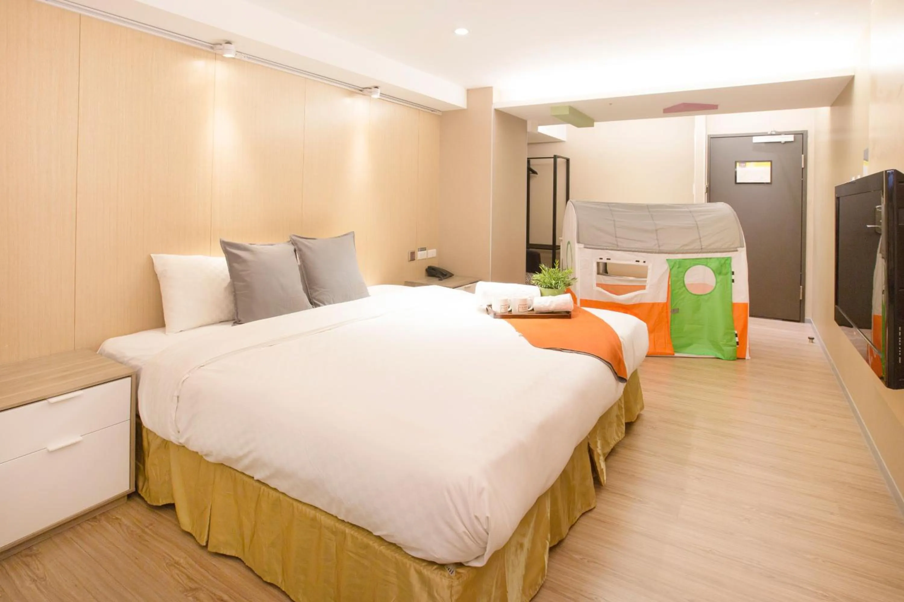 Bedroom, Bed in Click Hotel - Taipei Main Station Branch