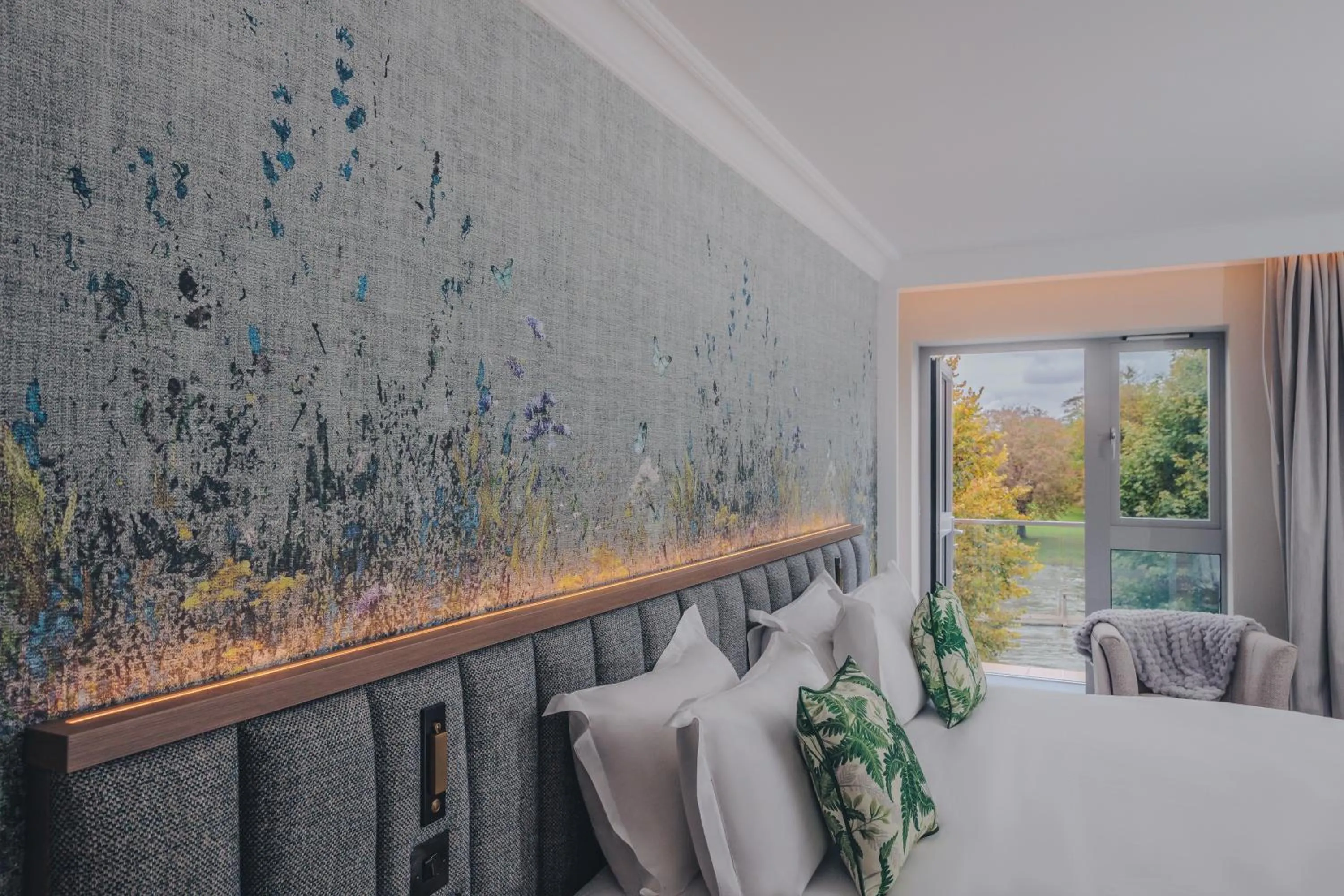 Bed in Reserve, by Warner Hotels - The Runnymede on Thames