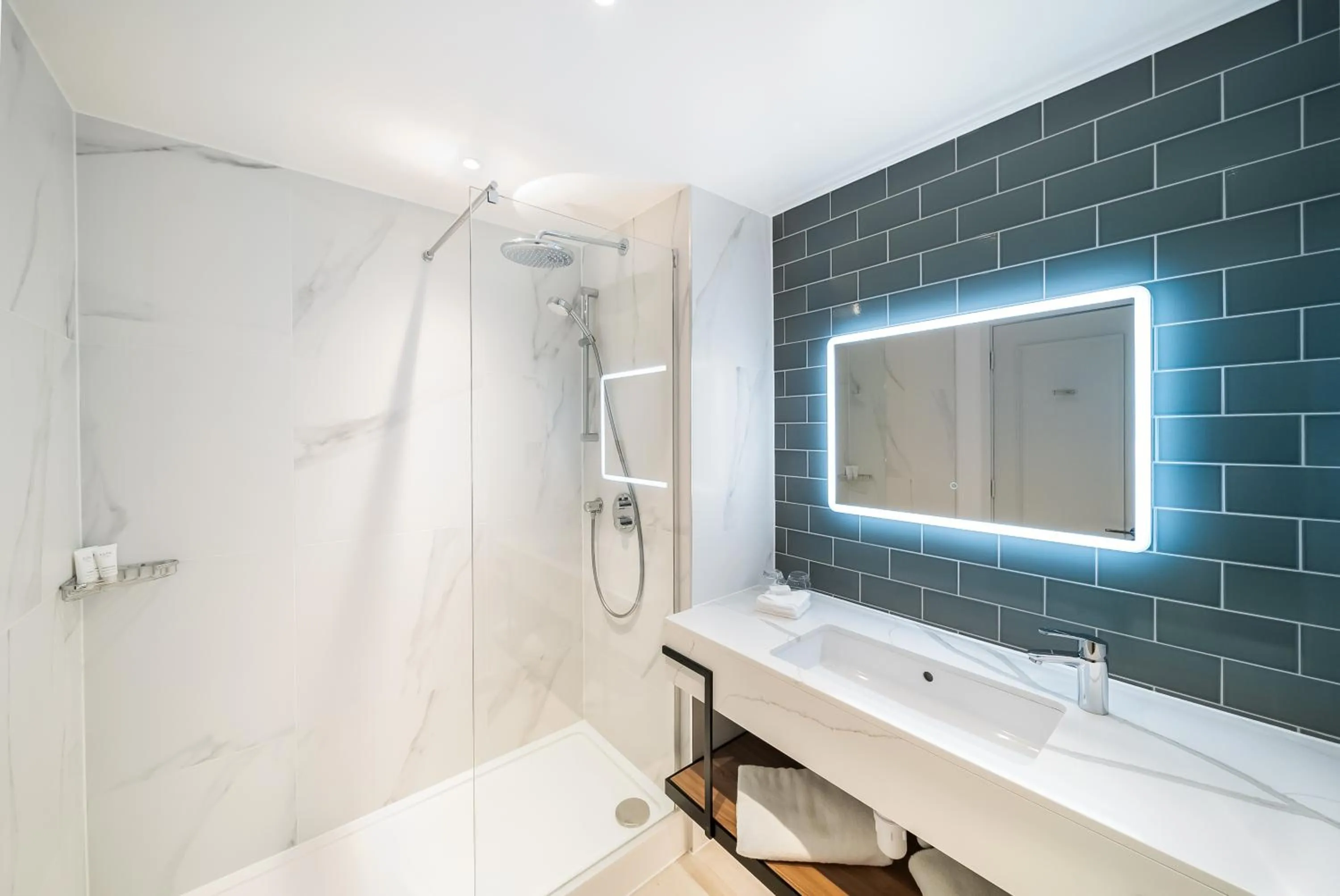 Bathroom in Reserve, by Warner Hotels - The Runnymede on Thames