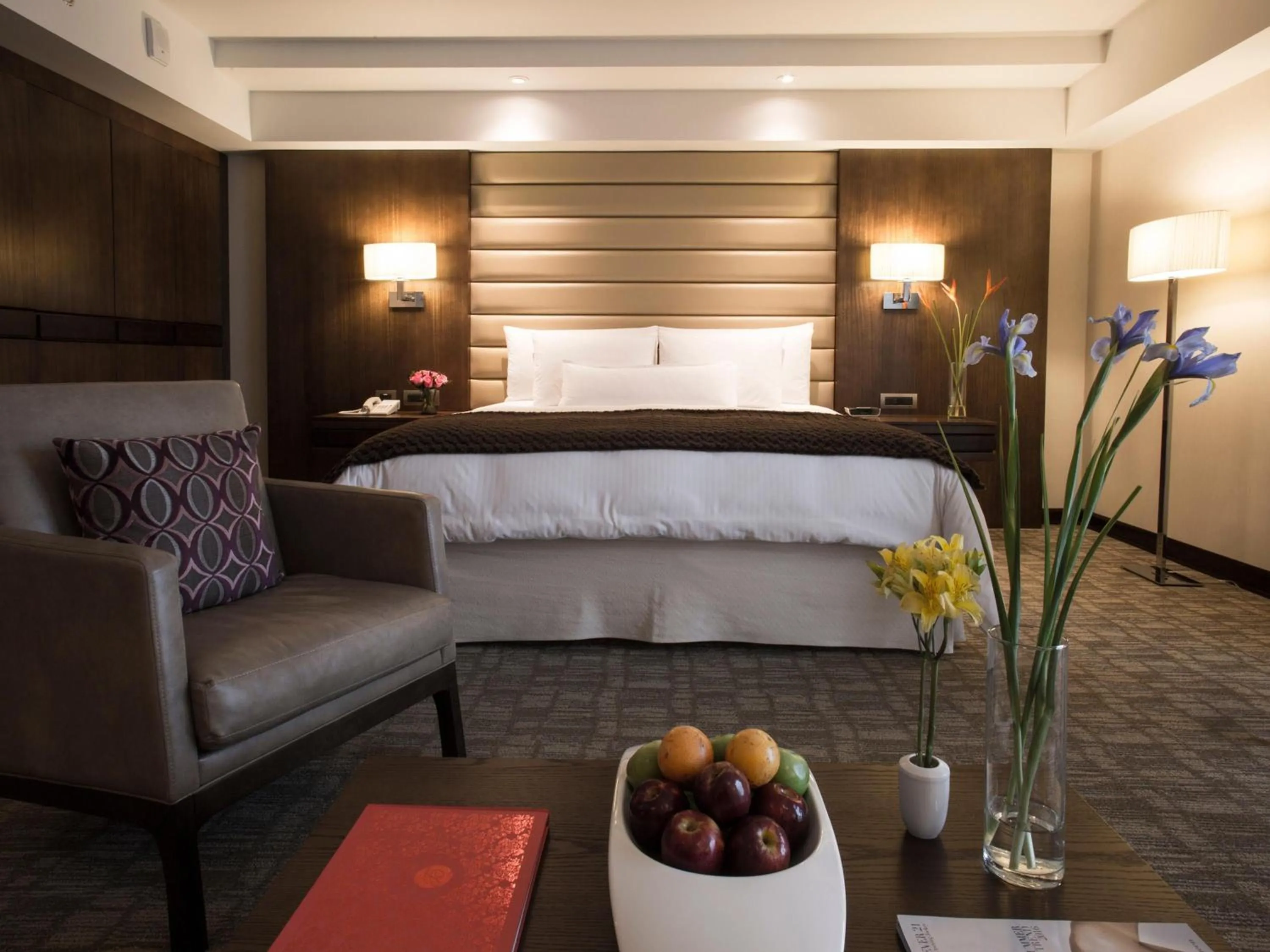 Bedroom in Swissotel Lima