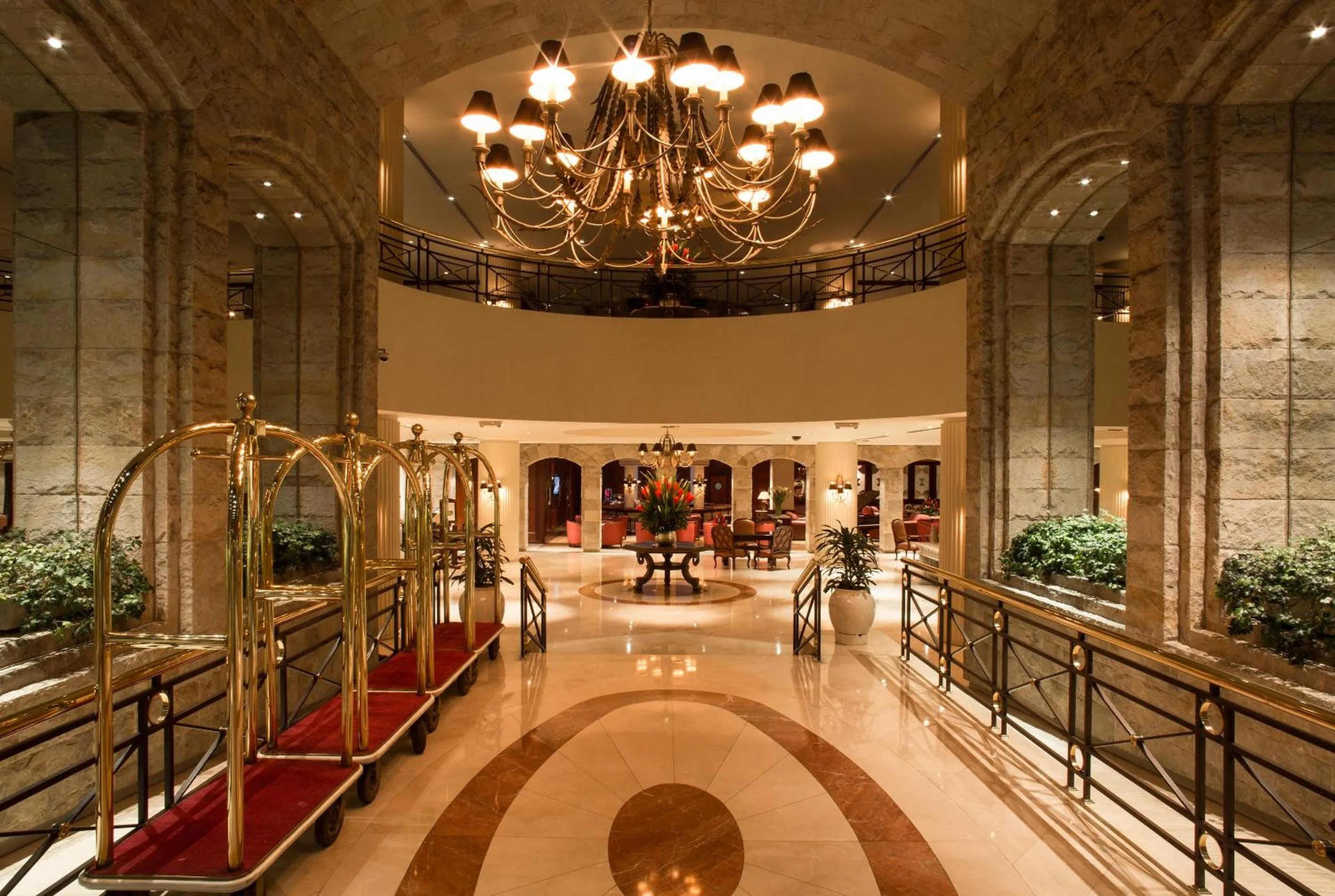 Lobby or reception in Swissotel Lima