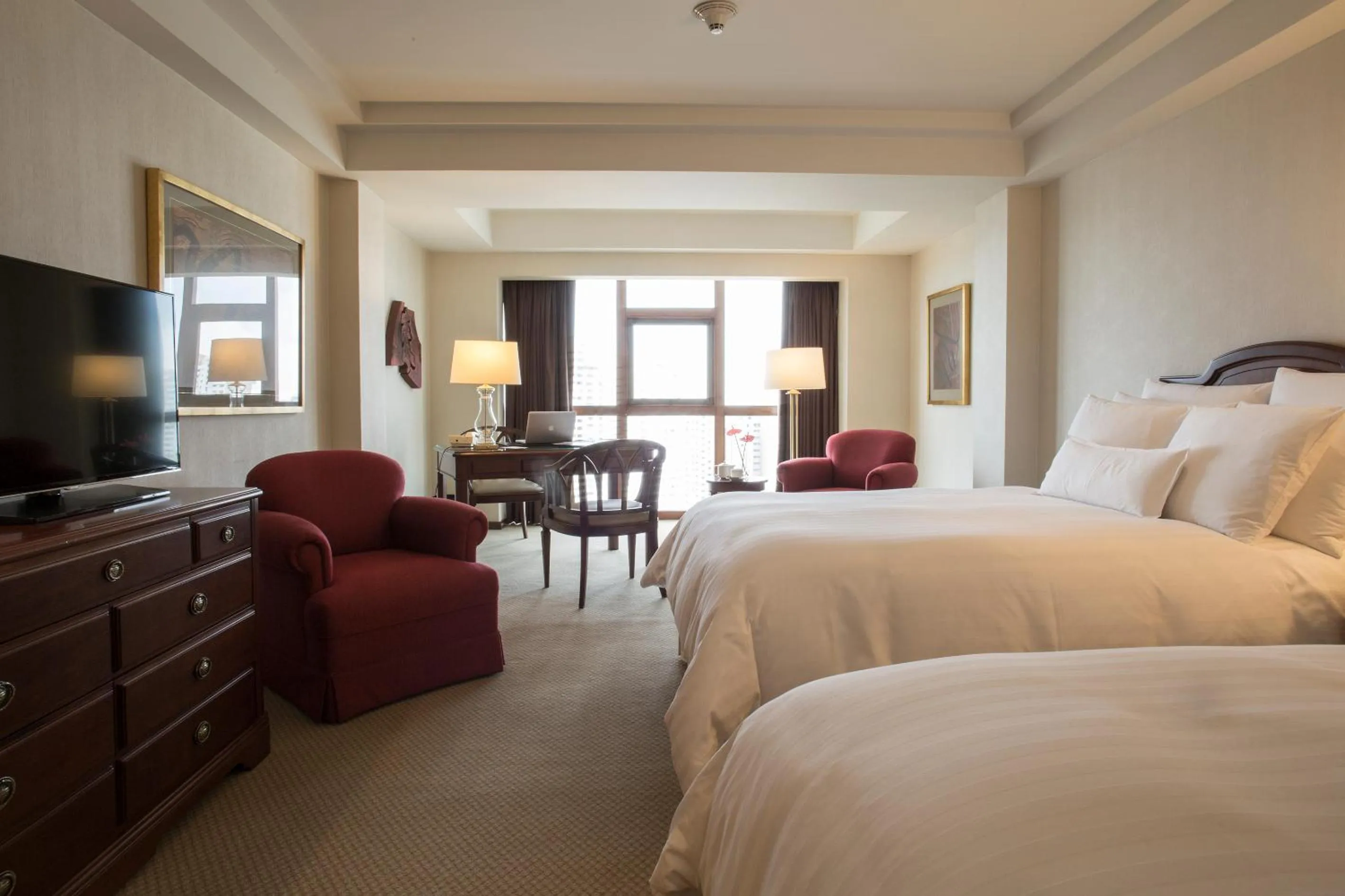 Decorative detail, Bed in Swissotel Lima