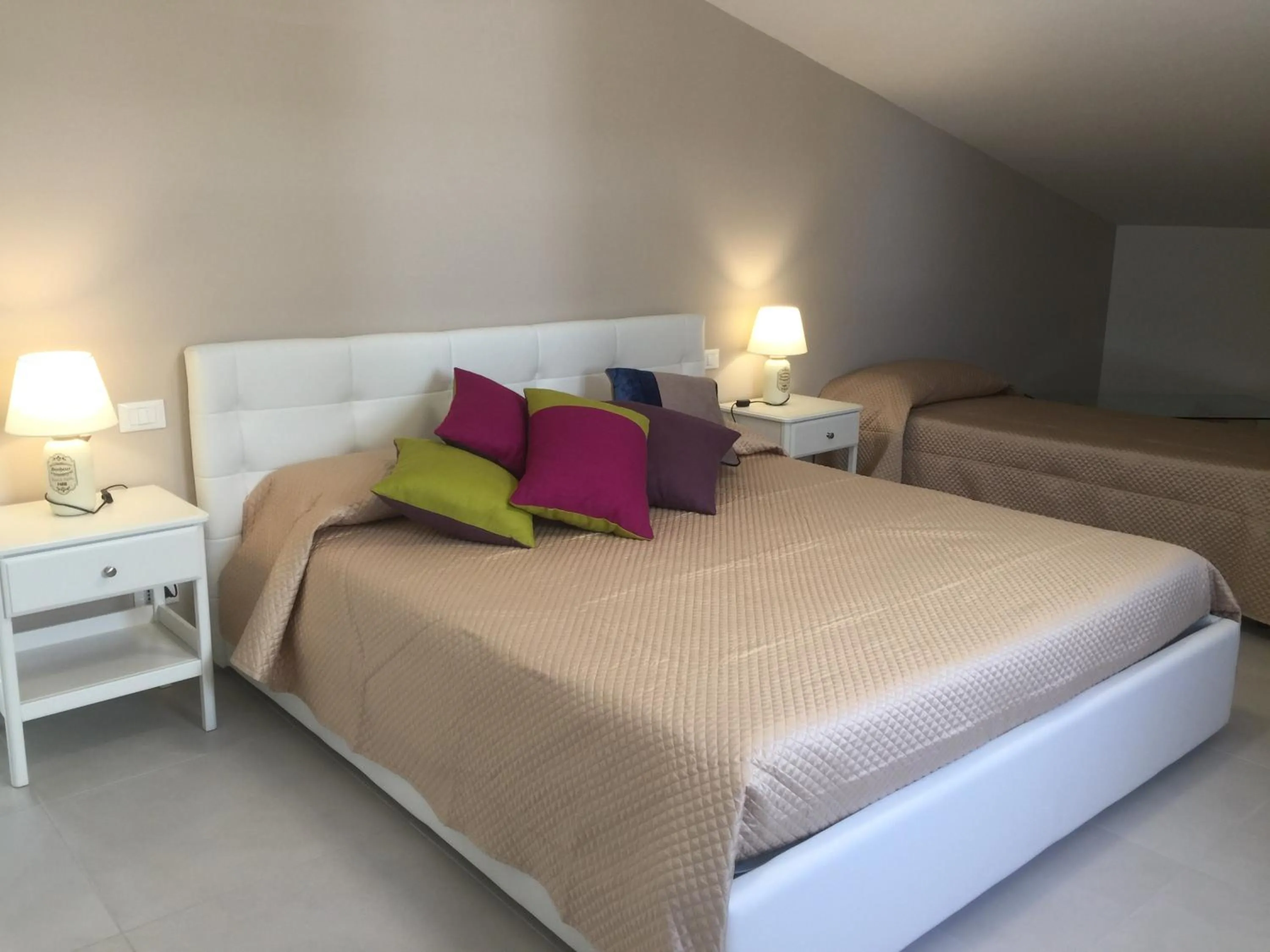 Bedroom, Bed in Linda's B&B