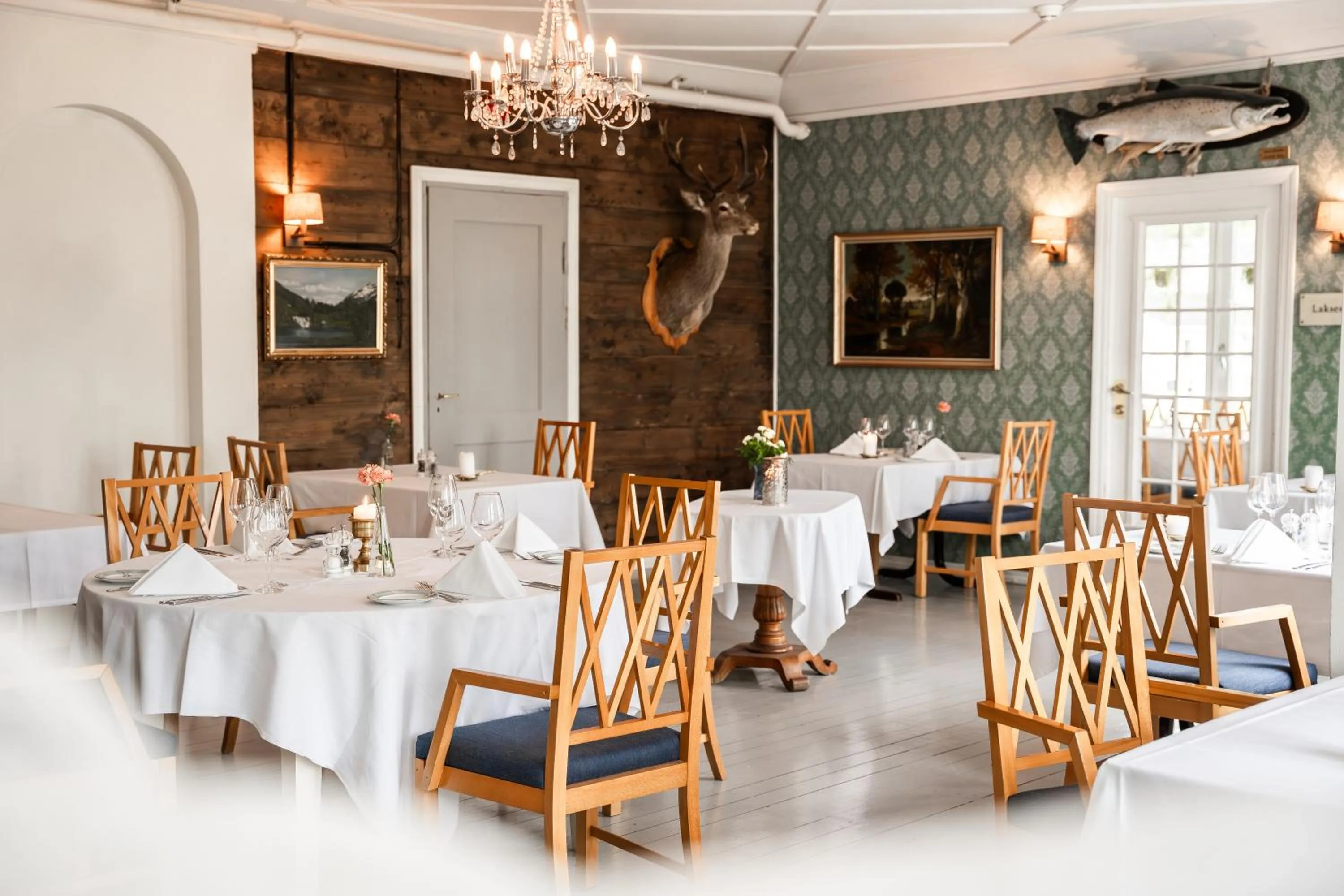 Restaurant/places to eat in Gloppen Hotell - by Classic Norway Hotels