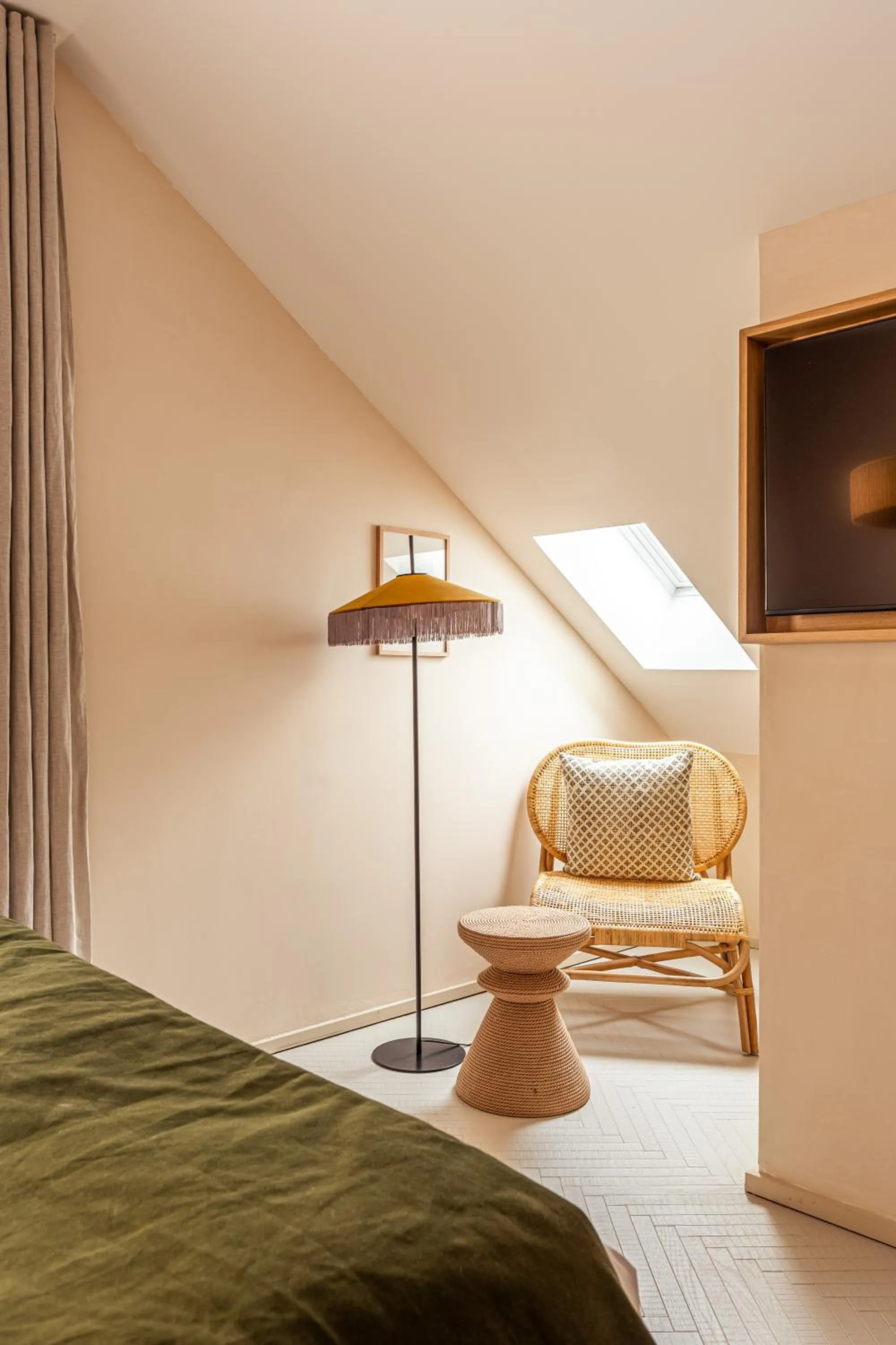 Seating area, Bed in Hôtel Maison Traversière