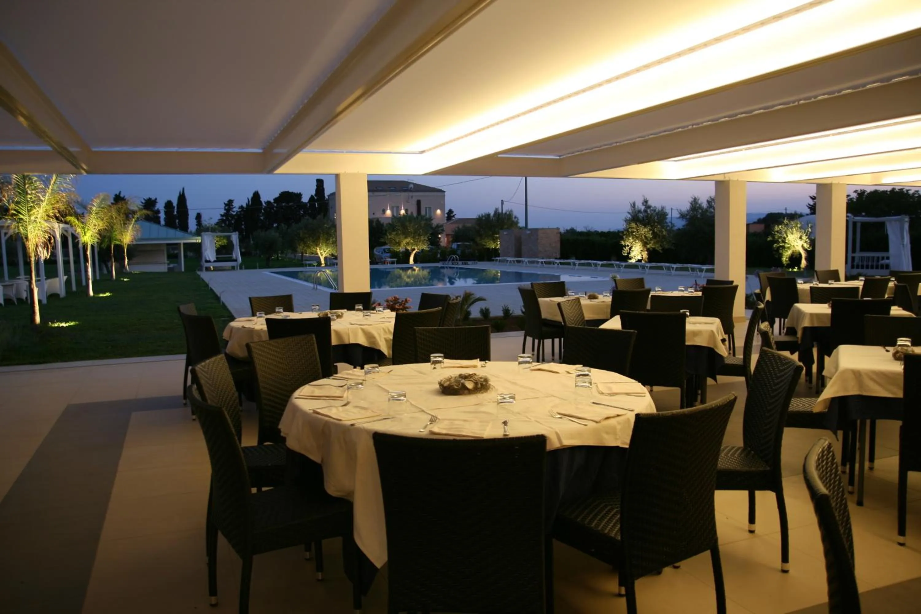 Restaurant/places to eat in Hotel Villa Fanusa