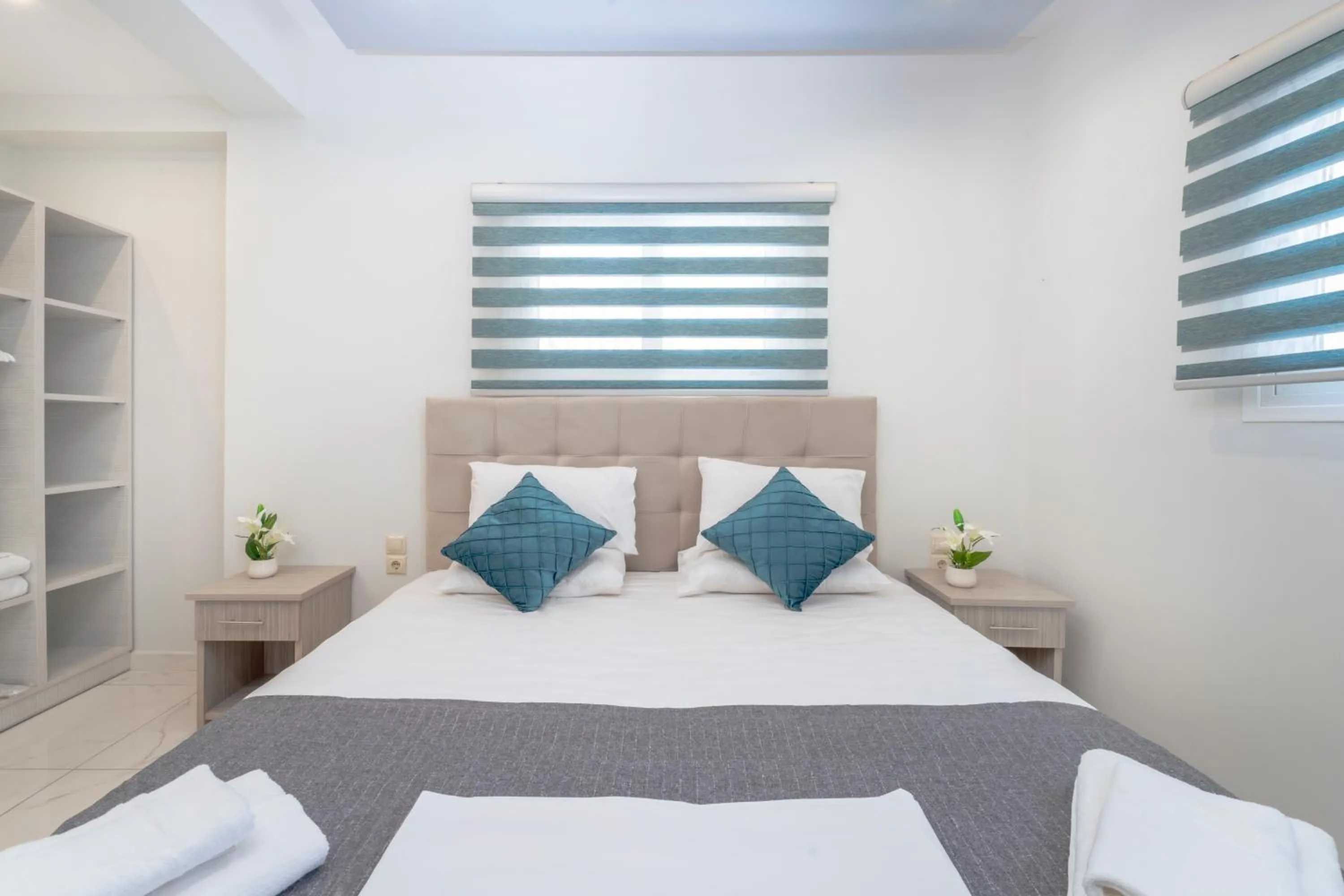 Bedroom, Bed in Callinica Hotel