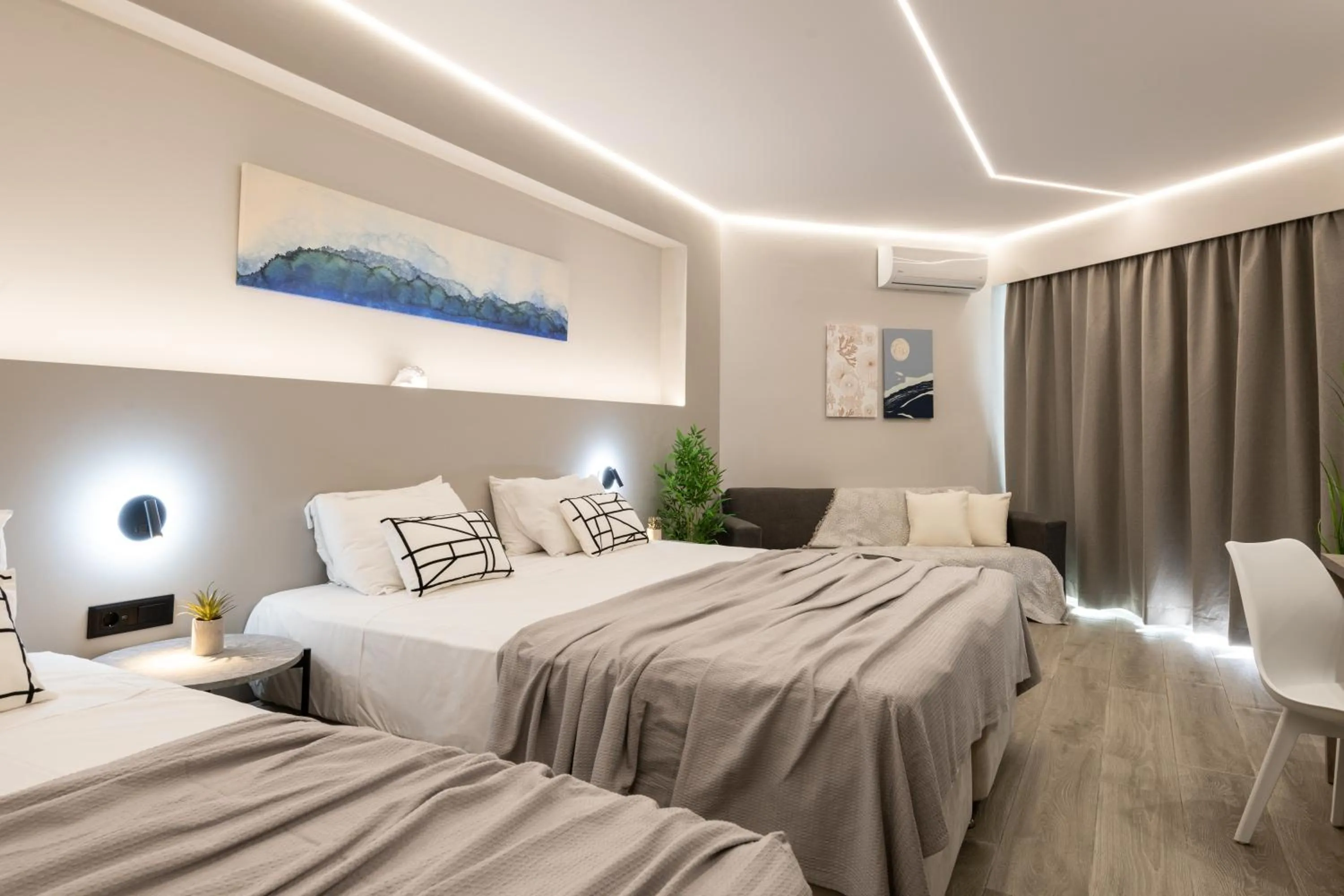 Bed in Callinica Hotel