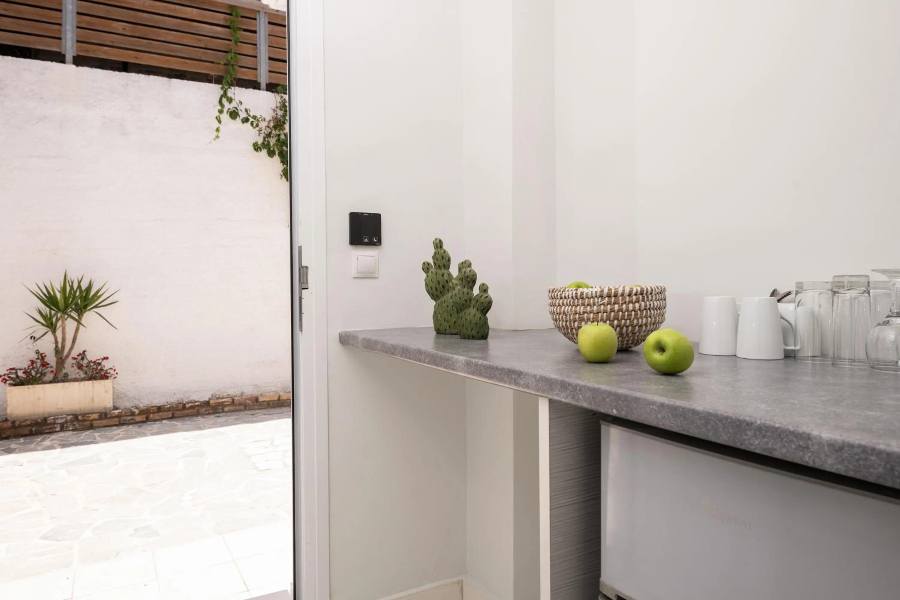 Facade/entrance in Callinica Hotel