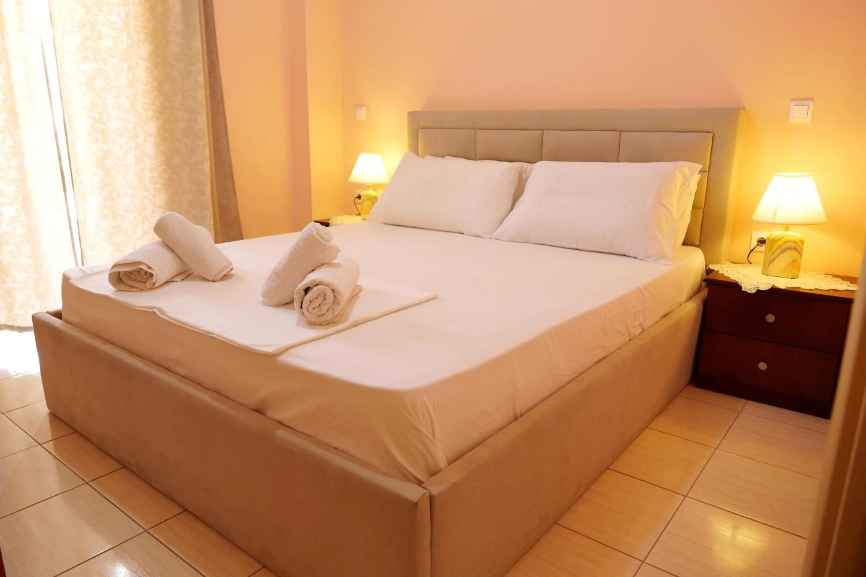 Bedroom, Bed in Miracle Apartments Saranda