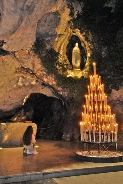 Place of worship in Hôtel Saint Louis de France