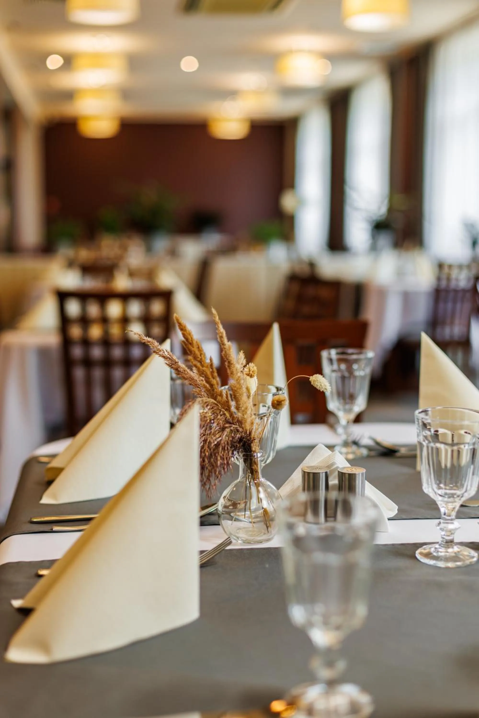 Restaurant/places to eat in Hotel 500 W Strykowie