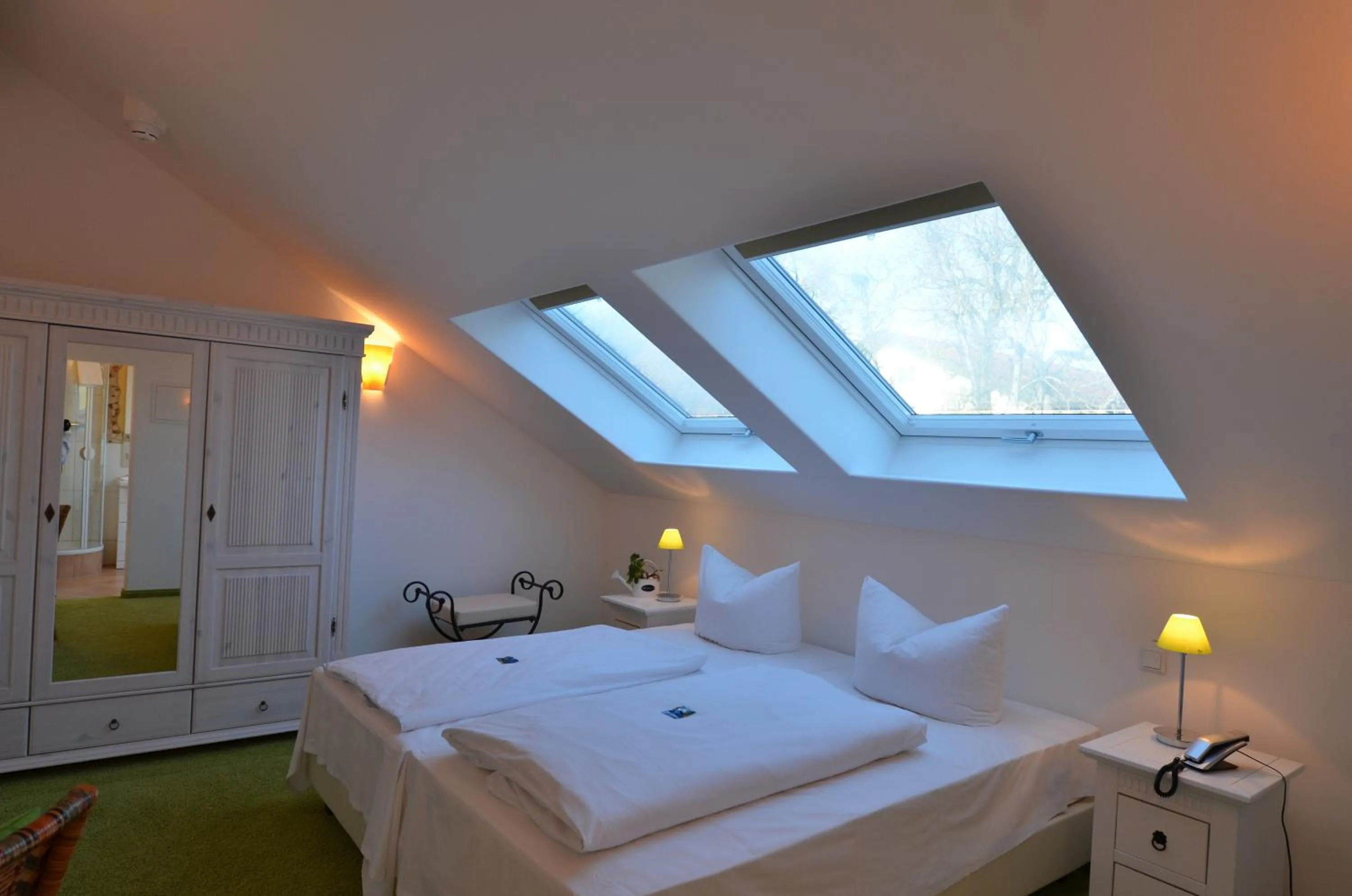 Day, Bed in Landhaus Hotel Wolfratshausen