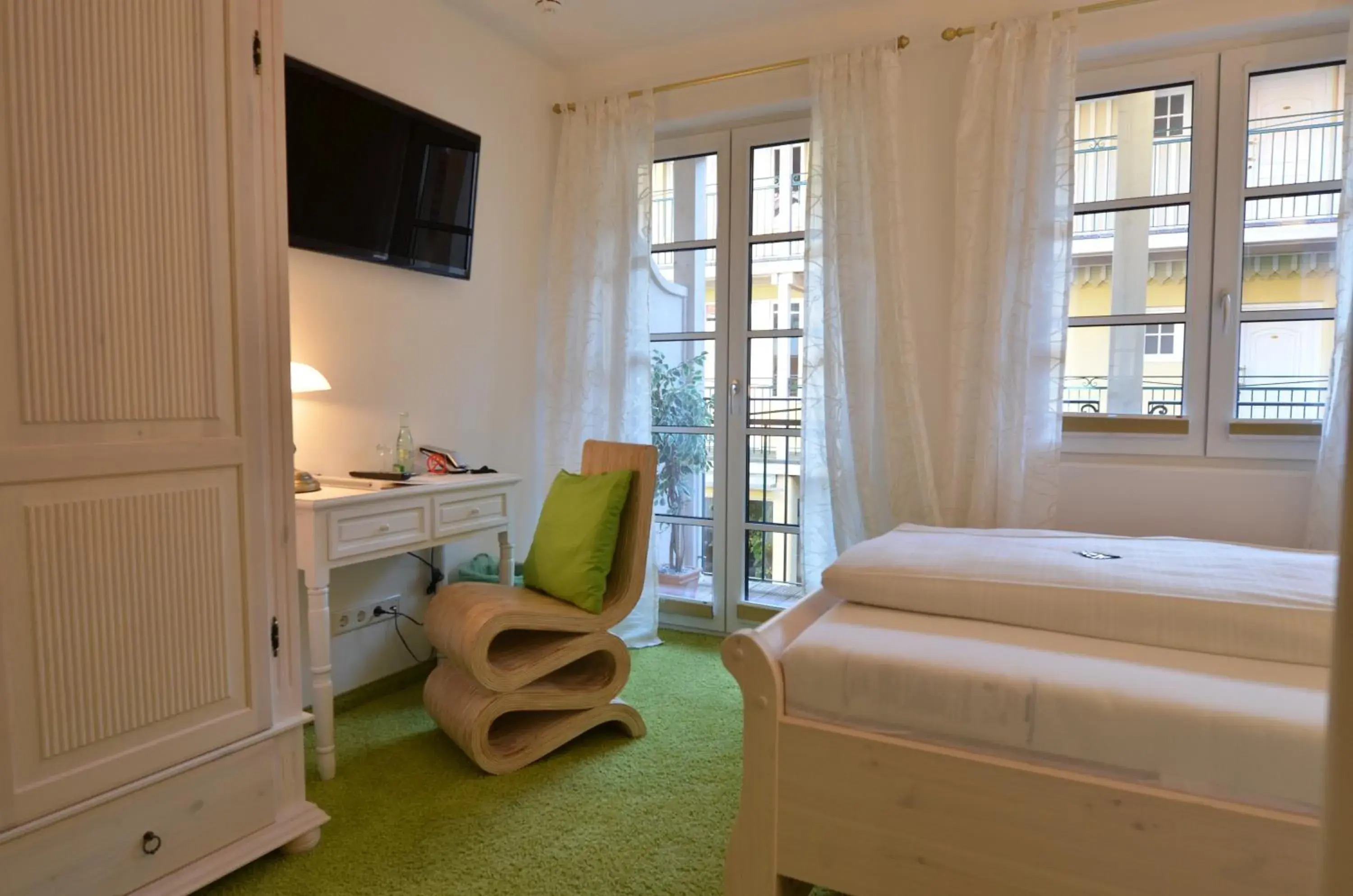 Single Room - single occupancy in Landhaus Hotel Wolfratshausen Single Room - single occupancy in Landhaus Hotel Wolfratshausen