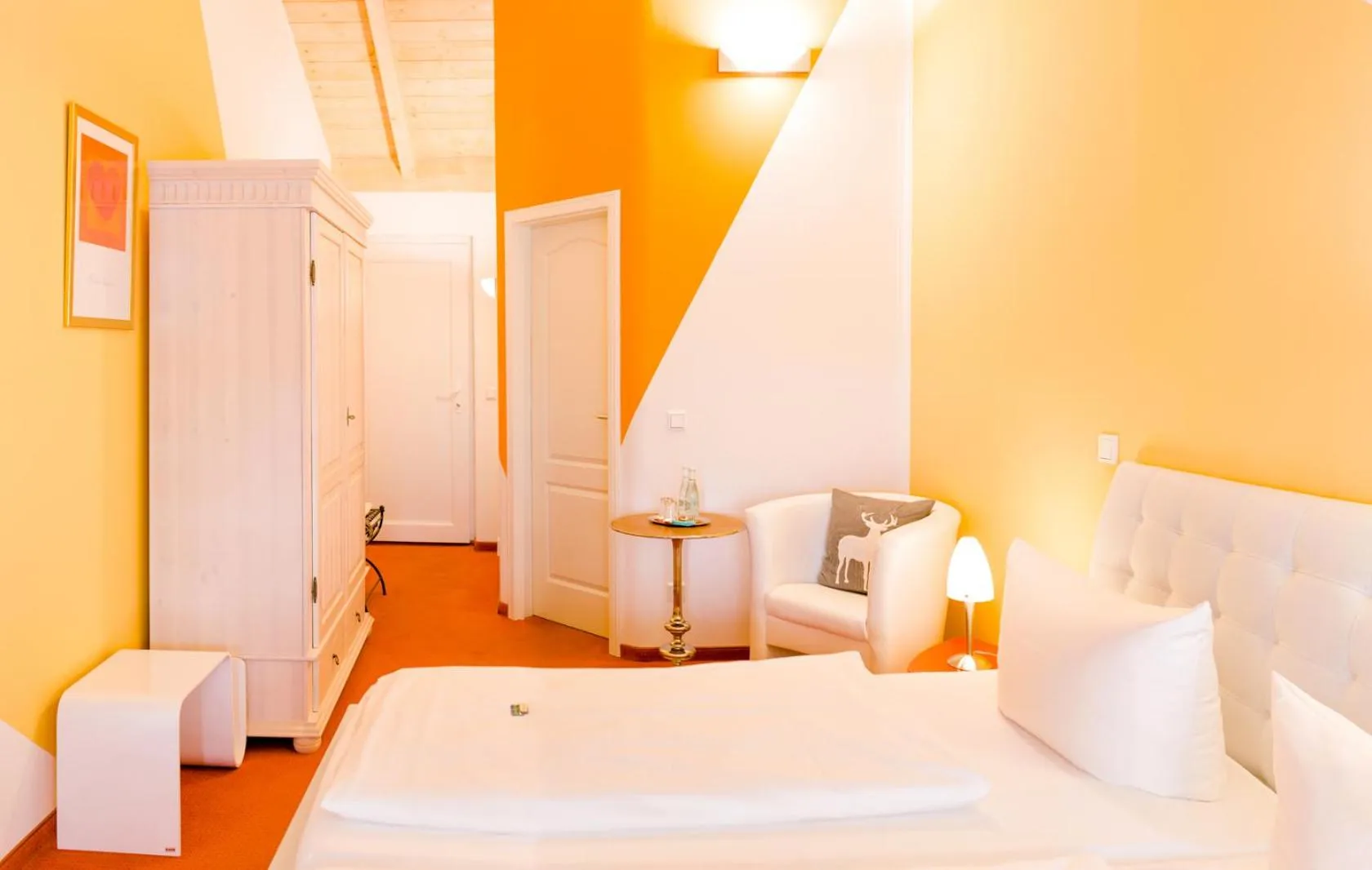 Bed in Landhaus Hotel Wolfratshausen